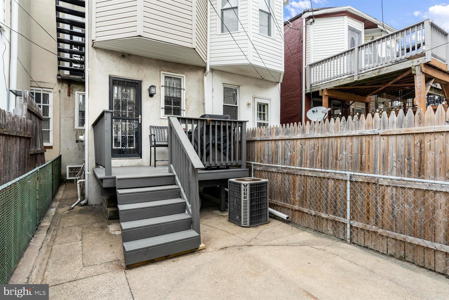 CANTON - Residential