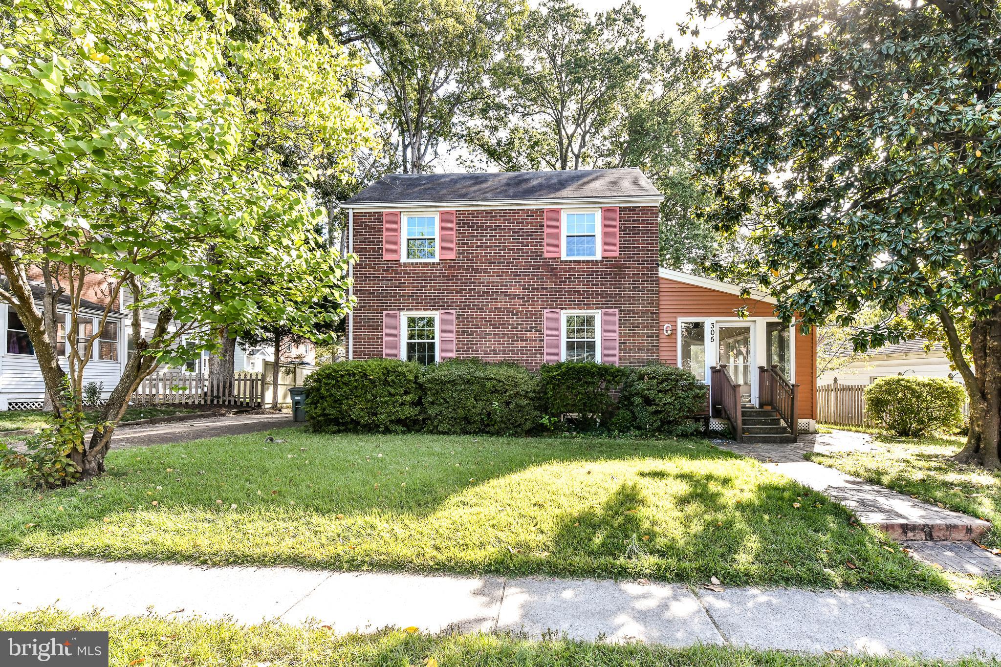 ARLINGTON FOREST - Residential Lease