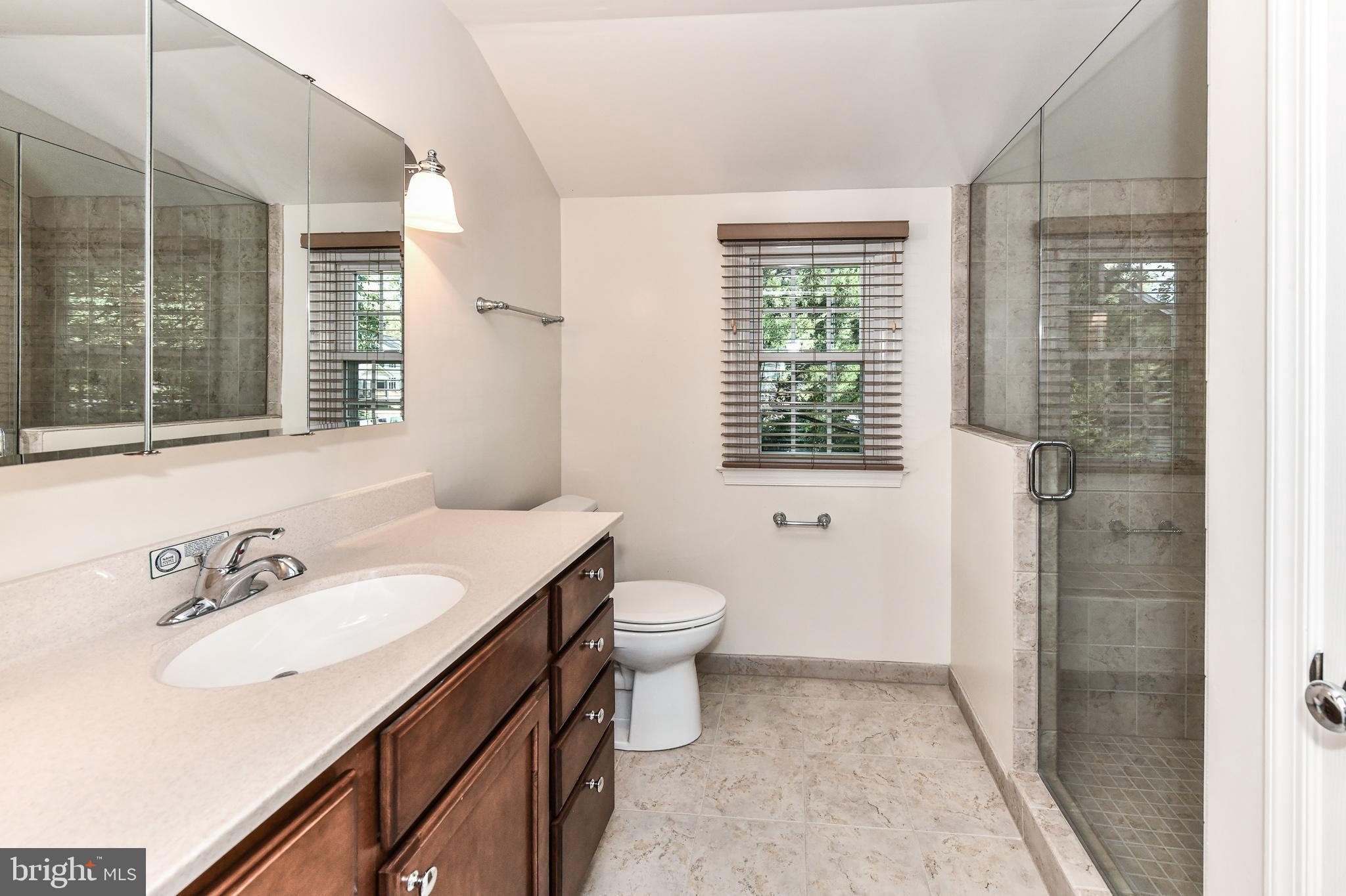 ARLINGTON FOREST - Residential Lease