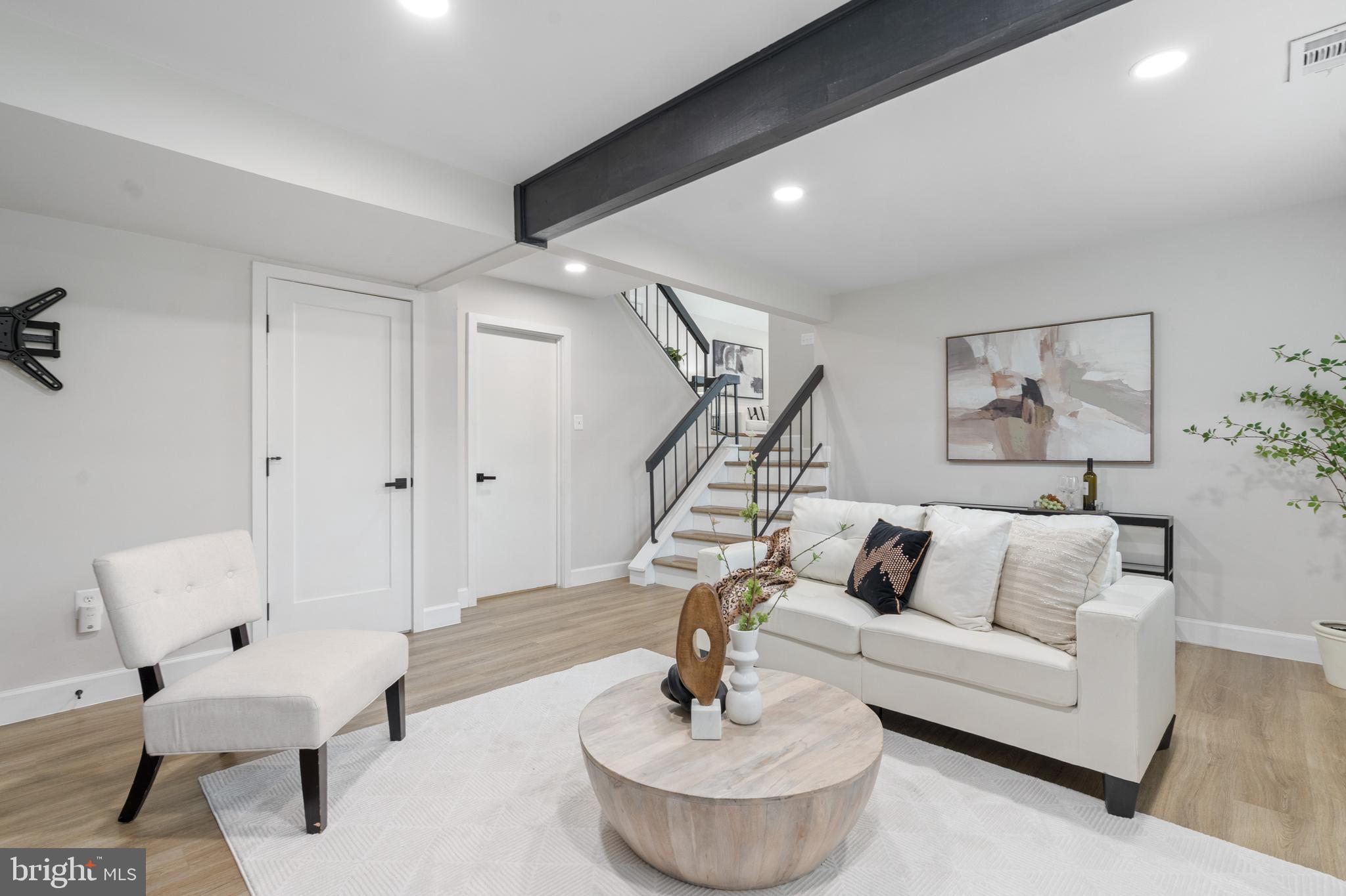 SUGARLAND RUN - Residential