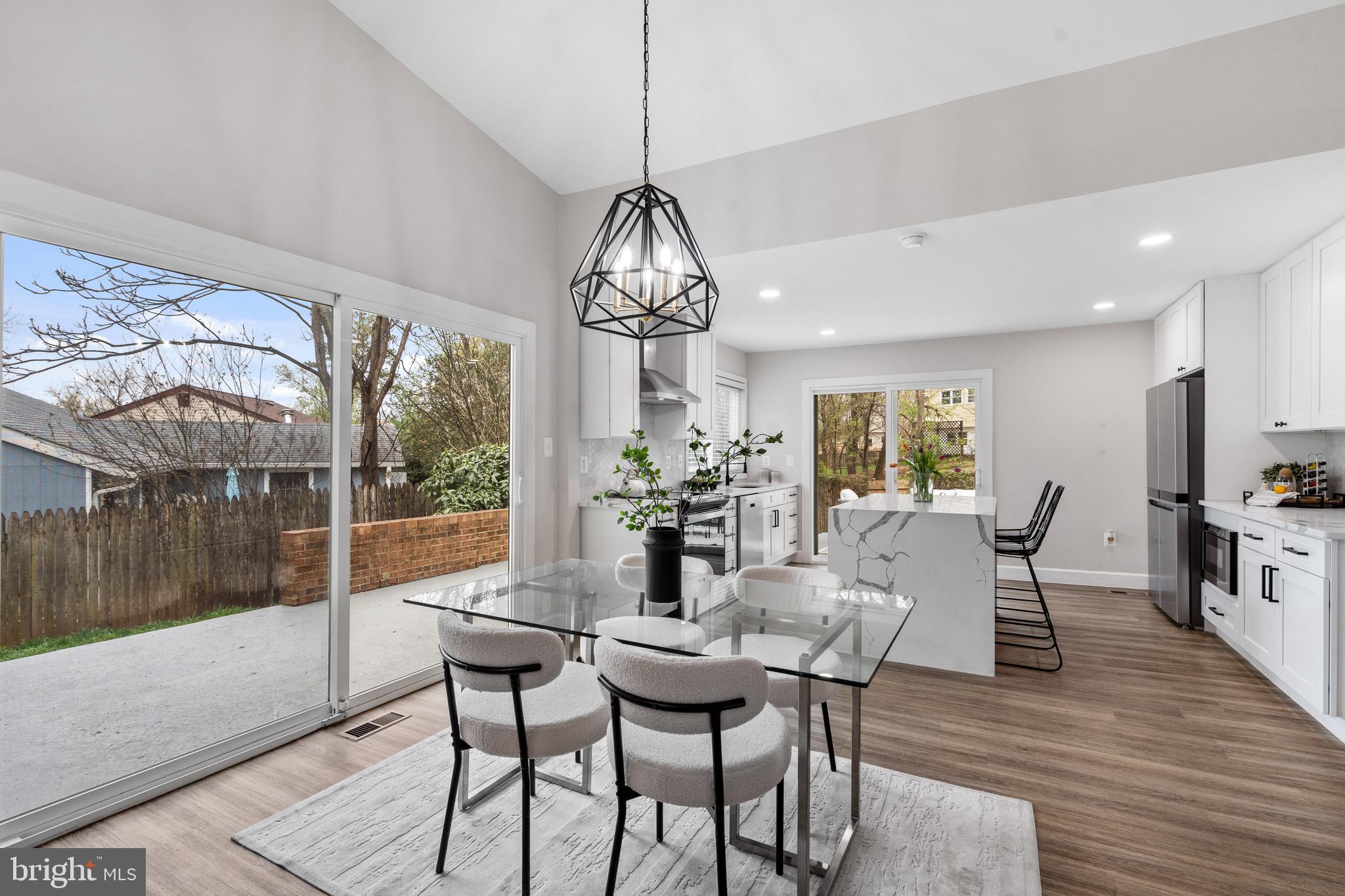 SUGARLAND RUN - Residential