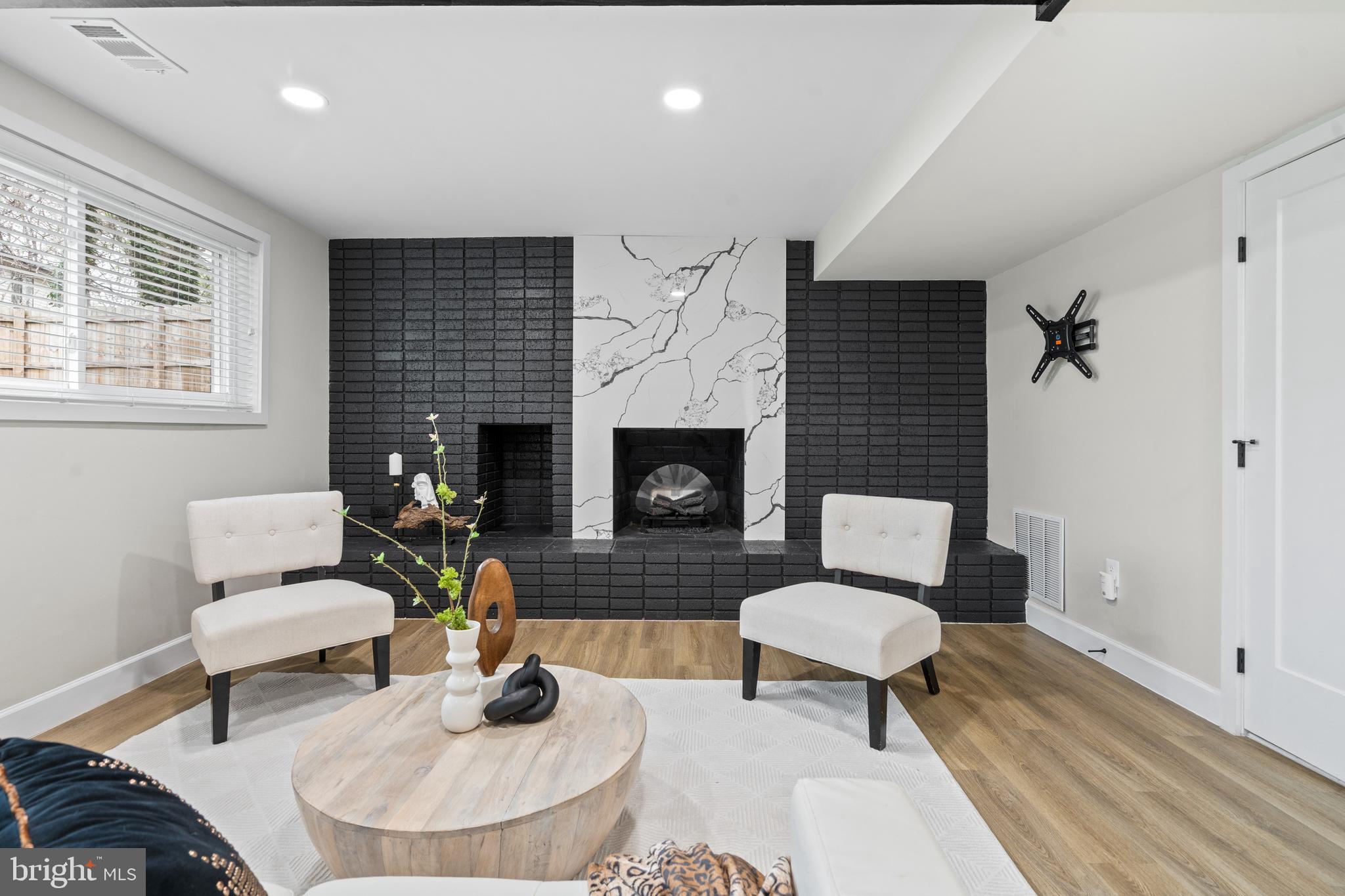 SUGARLAND RUN - Residential