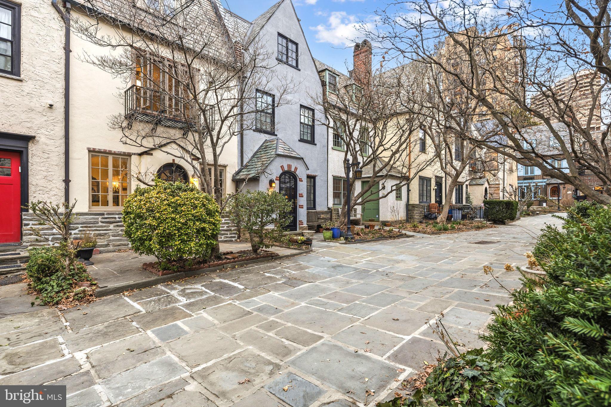 RITTENHOUSE SQUARE - Residential
