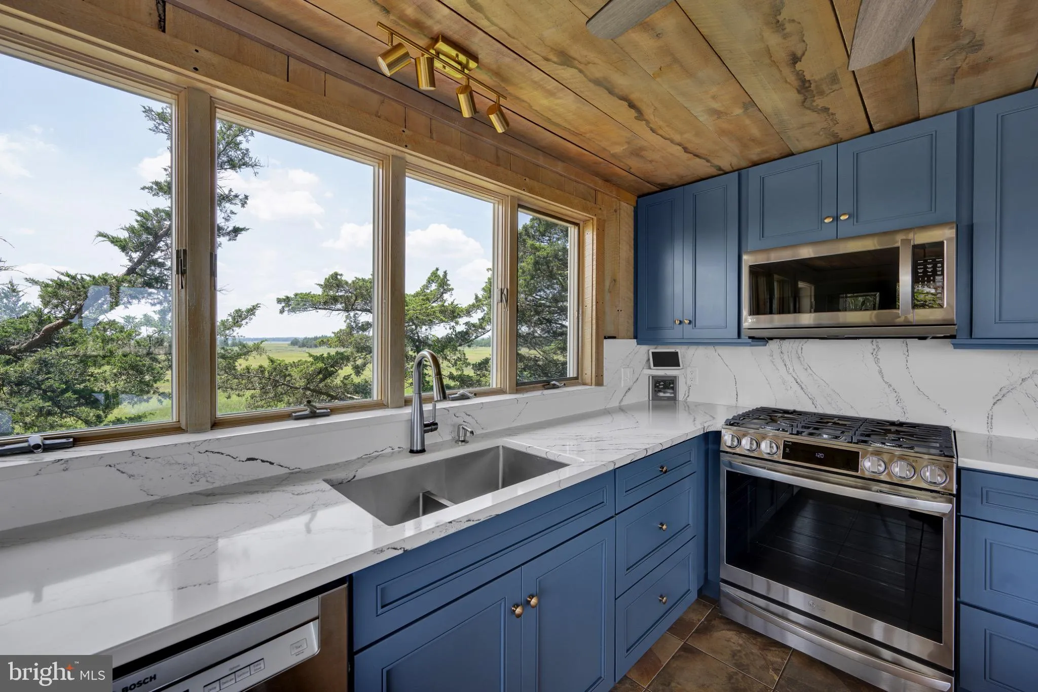 Milton, Delaware 19968, United States, 4 Bedrooms Bedrooms, ,3 BathroomsBathrooms,Residential,Active,183076