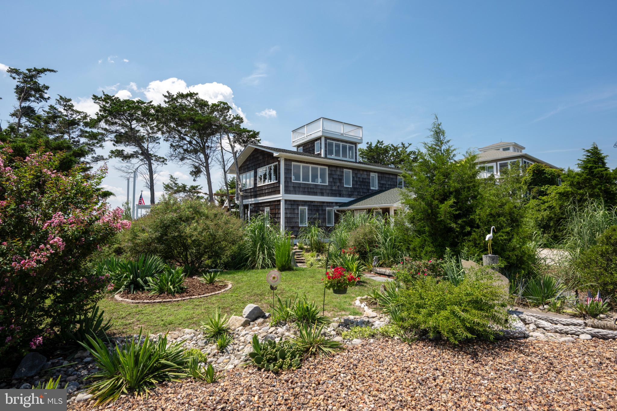 2711 S BAY SHORE DRIVE