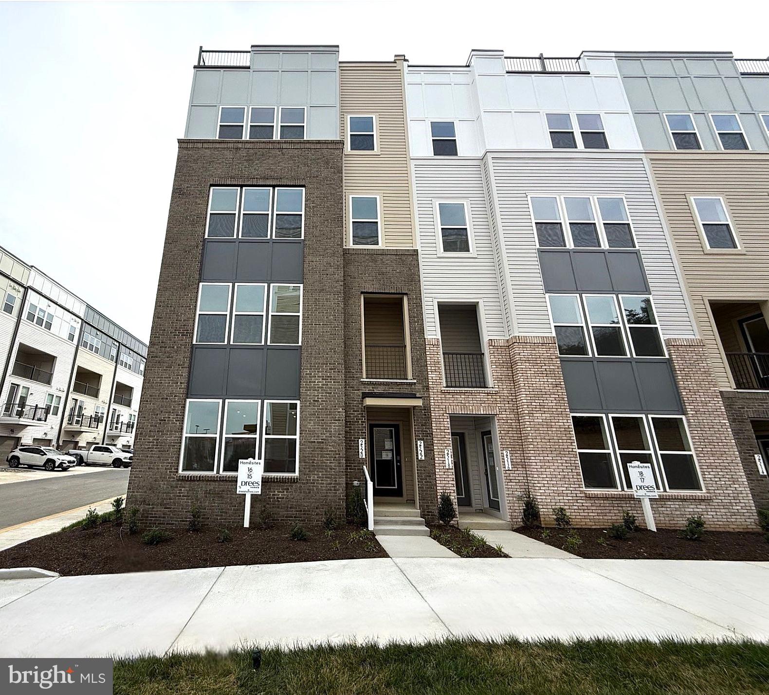Sophisticated Urban Townhome with Rooftop Oasis:
Experience the perfect fusion of contemporary design and functional elegance in this stunning three-bedroom end-unit townhome style condominium. Thoughtfully crafted with sleek, modern aesthetics, this home offers stylish living spaces that prioritize both comfort and practicality.
Step inside to an open-concept living, dining, and office area, bathed in natural light for a bright and inviting atmosphere. Whether you're unwinding or entertaining, this space seamlessly adapts to your lifestyle.
Outdoor living is equally impressive—enjoy a spacious terrace with a cozy fireplace, ideal for al fresco dining or serene relaxation. Elevate your entertaining options with the expansive rooftop terrace, a perfect spot for hosting guests, enjoying breathtaking views, and stargazing under the night sky.
Upstairs, a flexible loft area provides endless possibilities—create a home office, a lounge, or a personal retreat tailored to your needs. Three generously sized bedrooms offer ample space for comfort and customization, including the luxurious primary suite with a walk-in closet designed for effortless style and functionality. The remaining bedrooms provide plenty of room to make your own, while the hall bathroom with a double vanity and an upstairs laundry room add convenience to your daily routine.
Whether you’re gathering with friends on the rooftop, relaxing in the sunlit living spaces, or retreating to your beautifully appointed primary suite, this townhome embodies modern urban living at its finest.