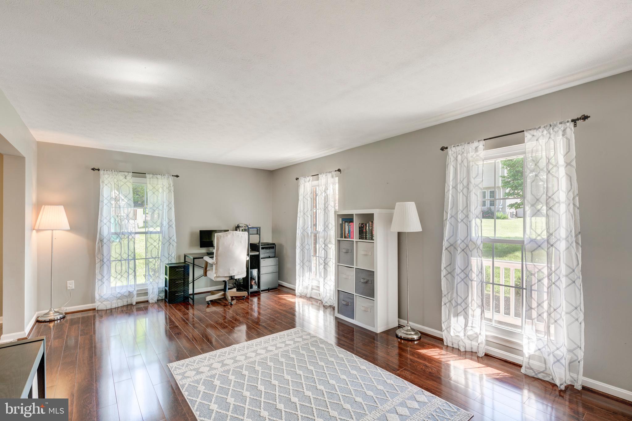 HIGH POINT - Residential