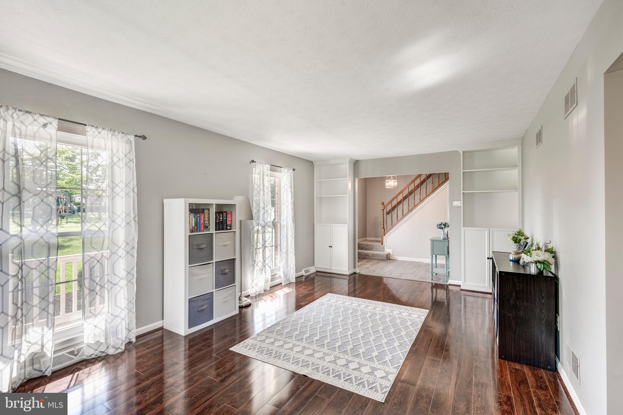 HIGH POINT - Residential