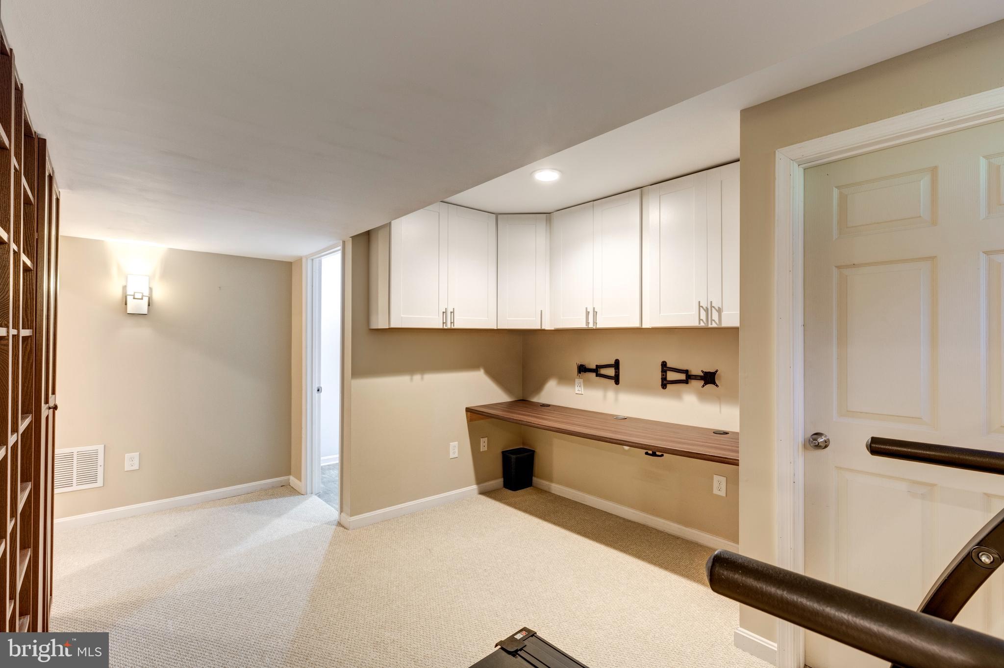 HIGH POINT - Residential