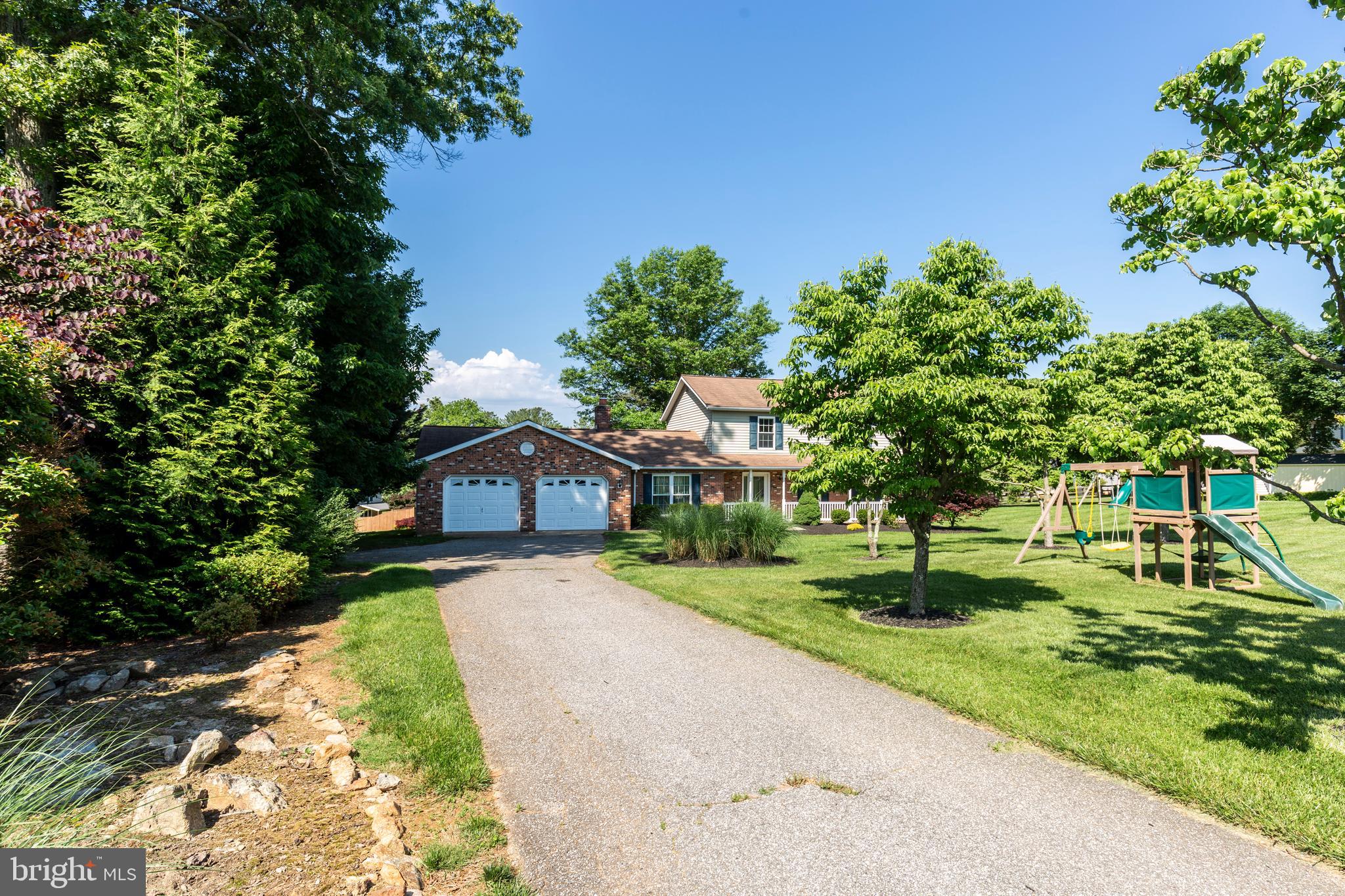 HIGH POINT - Residential