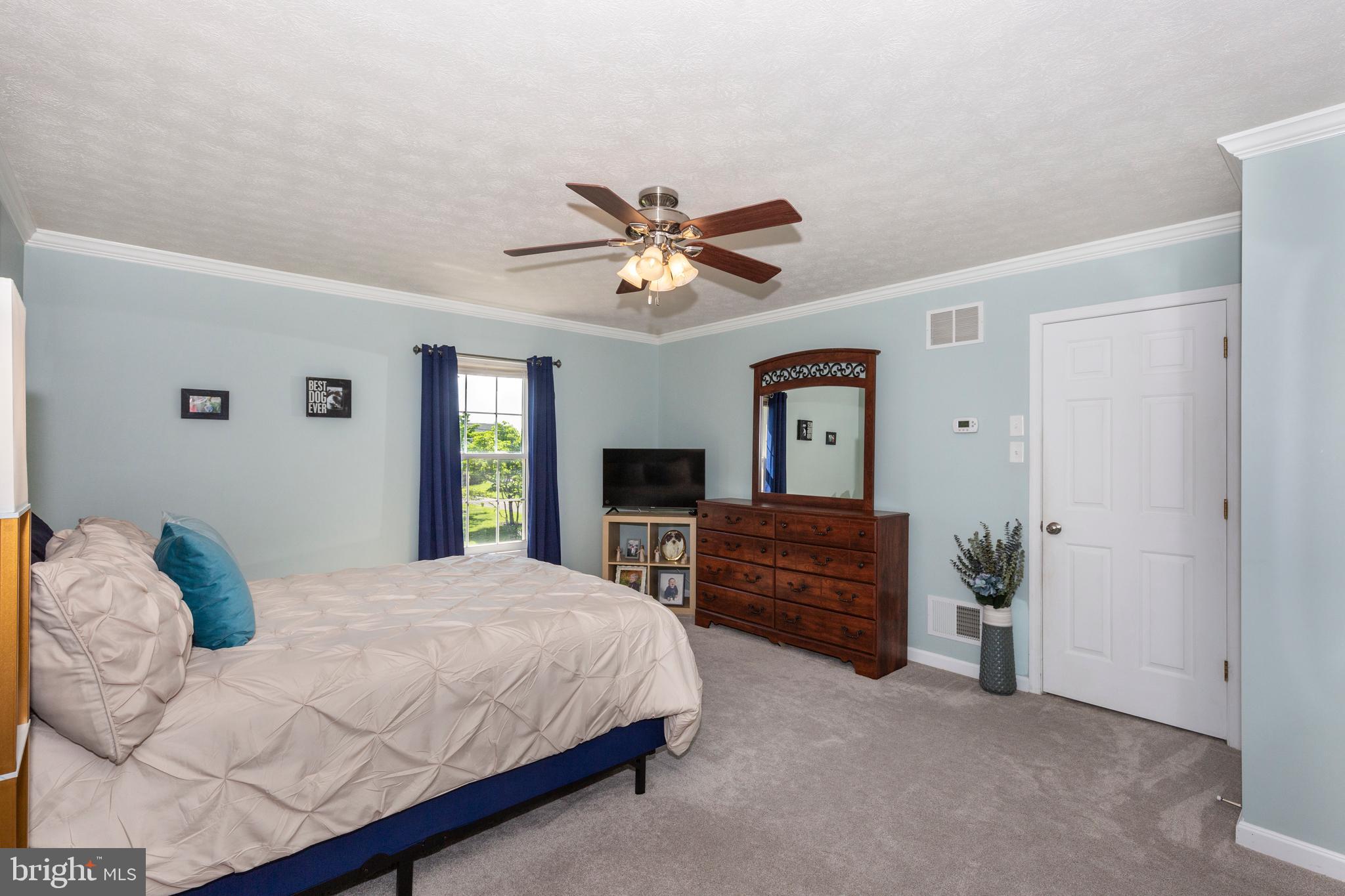 HIGH POINT - Residential