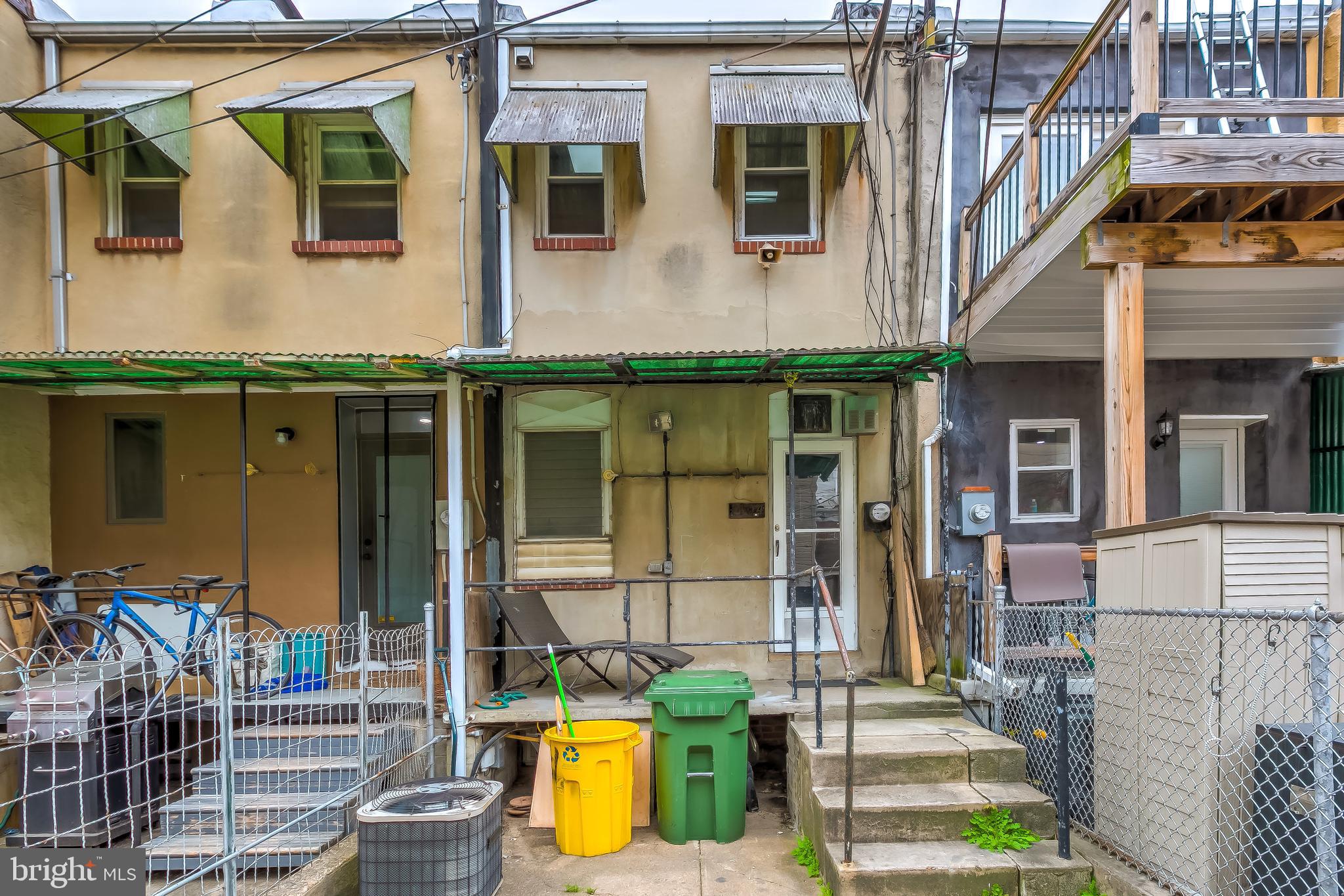 LOCUST POINT - Residential Lease