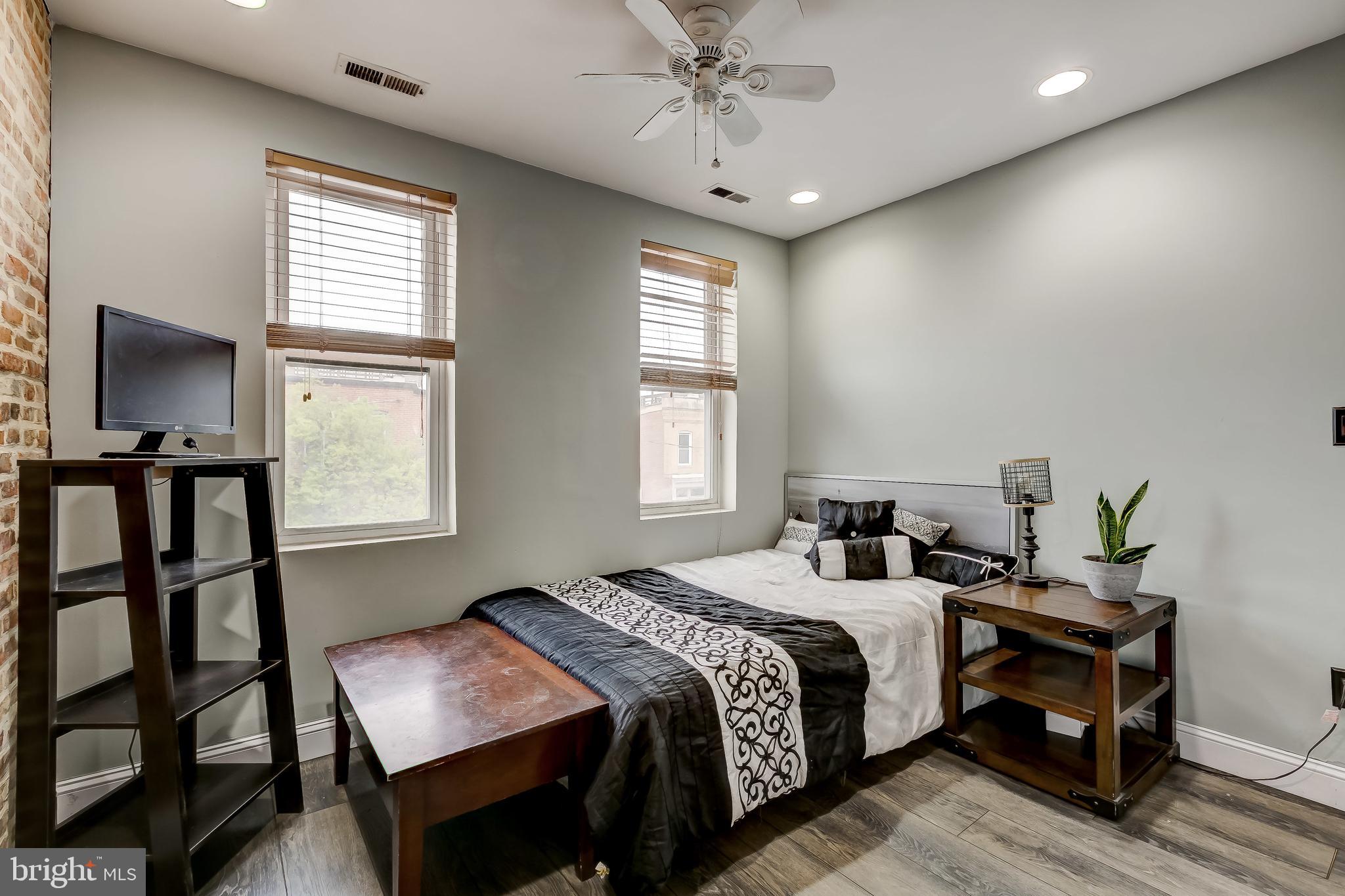 LOCUST POINT - Residential Lease