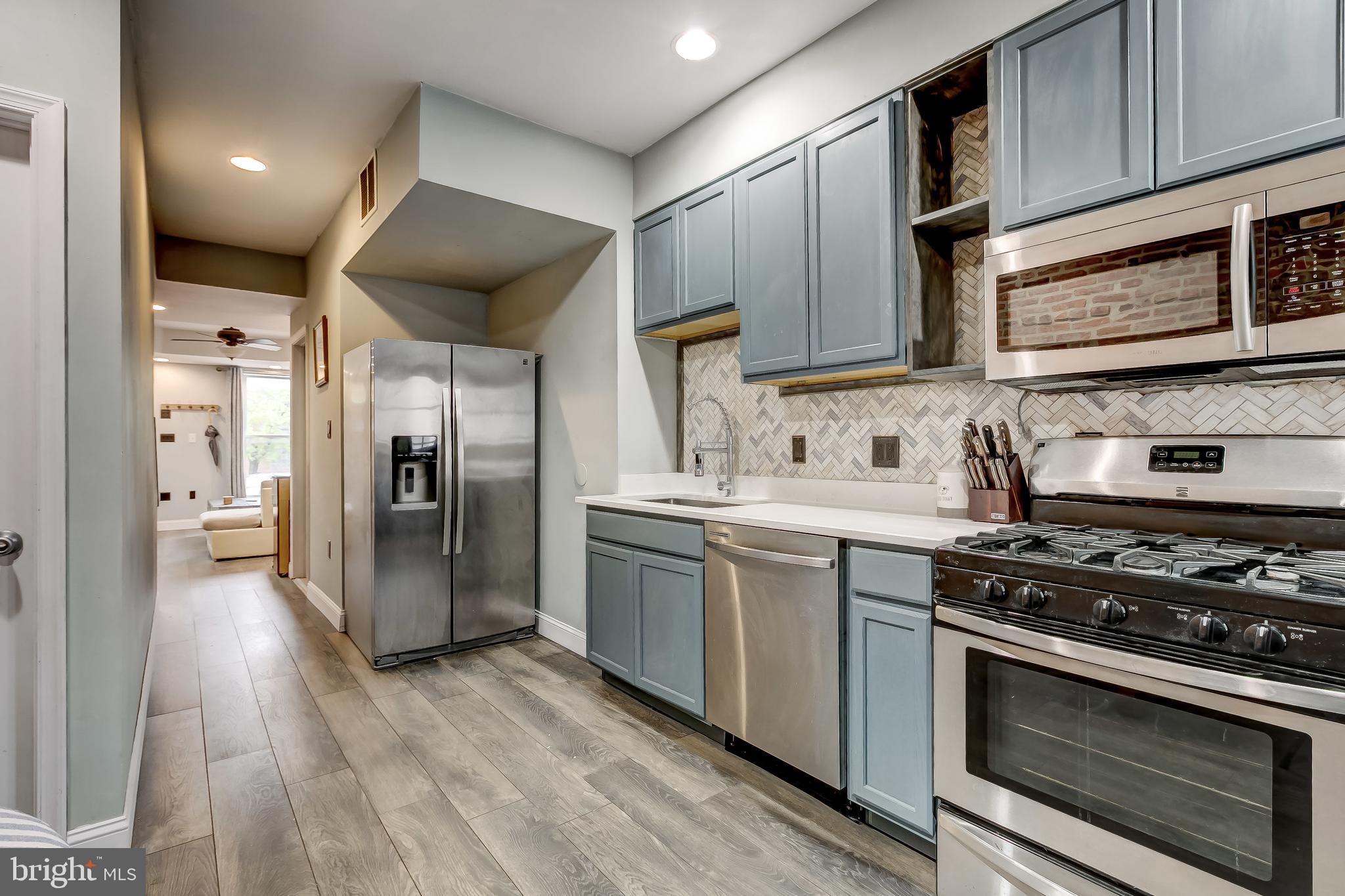 LOCUST POINT - Residential Lease