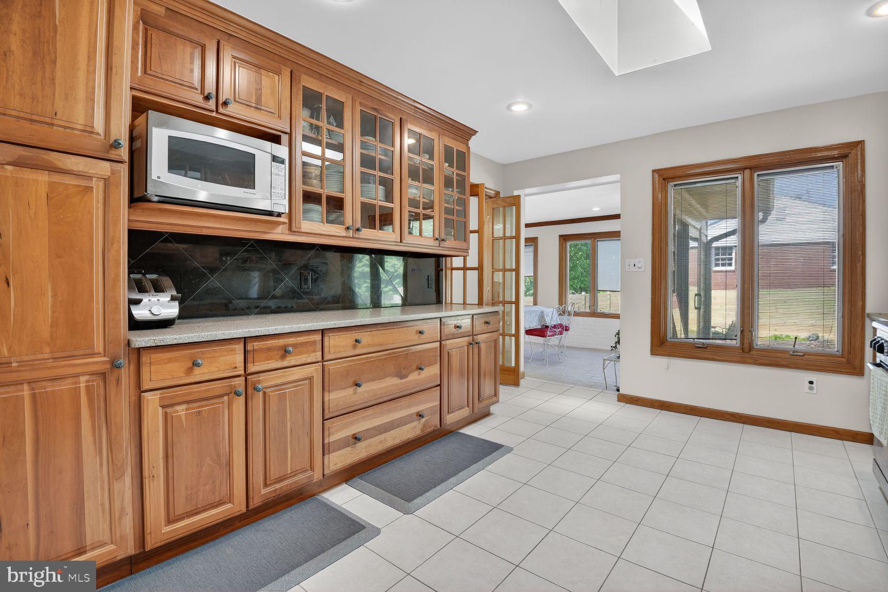 KENWOOD PARK - Residential