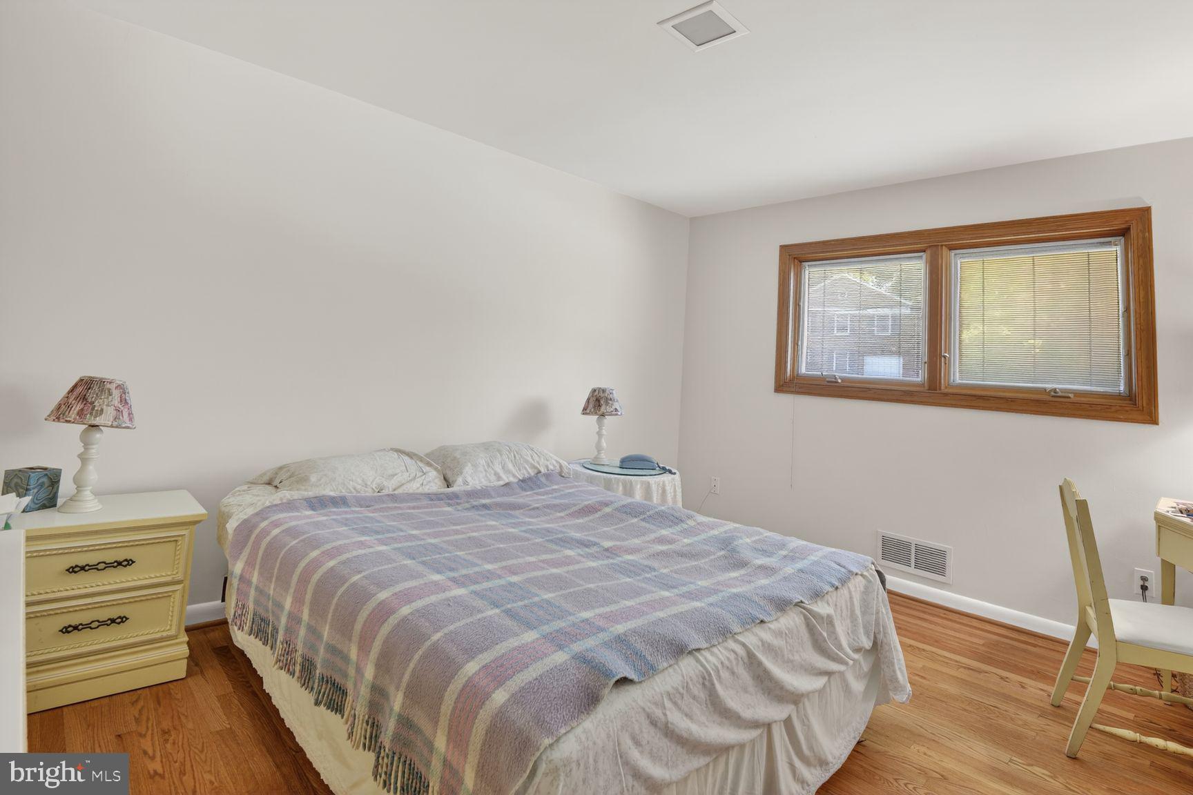 KENWOOD PARK - Residential