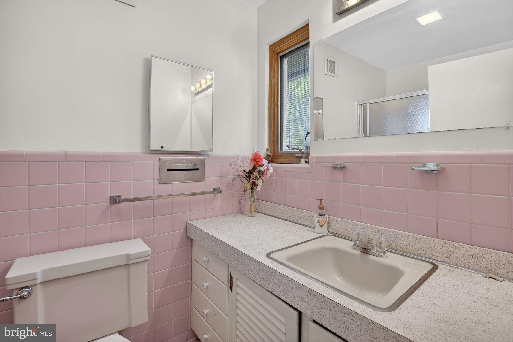 KENWOOD PARK - Residential