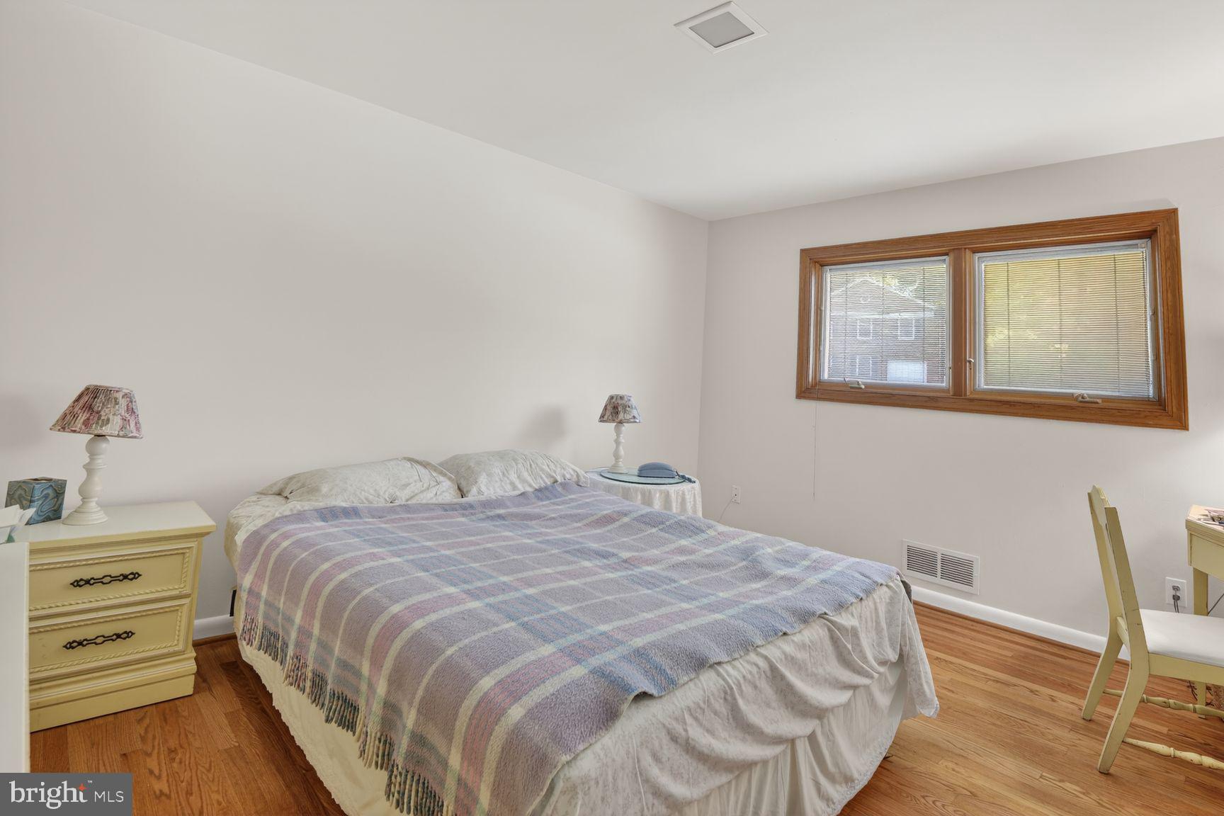 KENWOOD PARK - Residential
