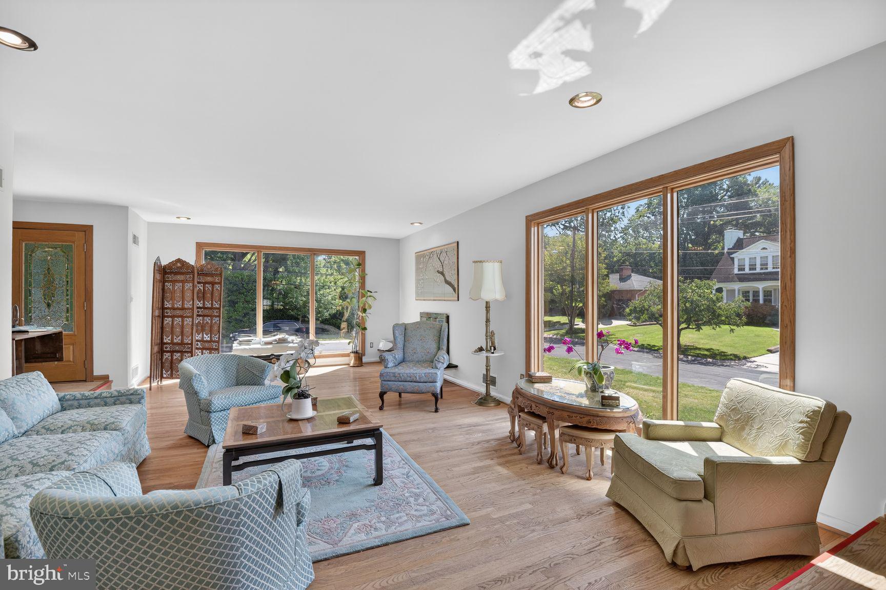 KENWOOD PARK - Residential