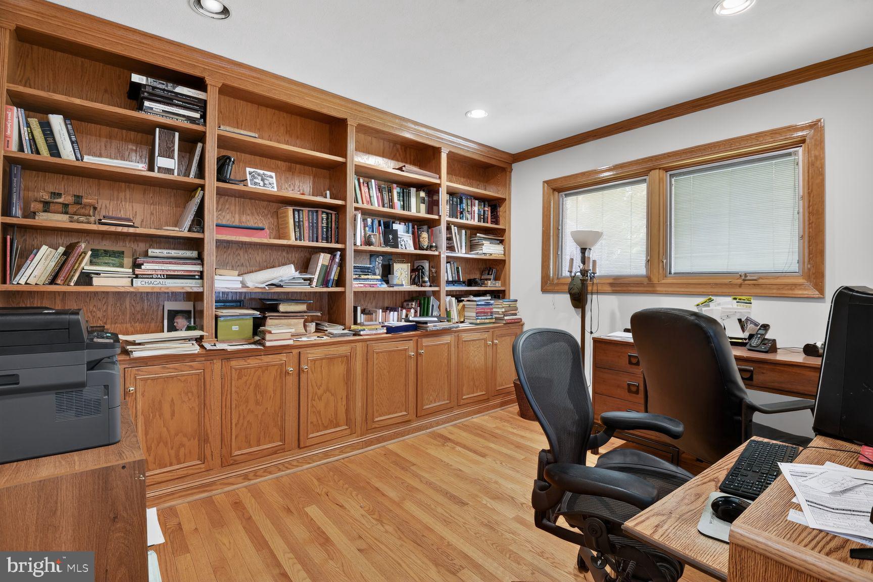 KENWOOD PARK - Residential