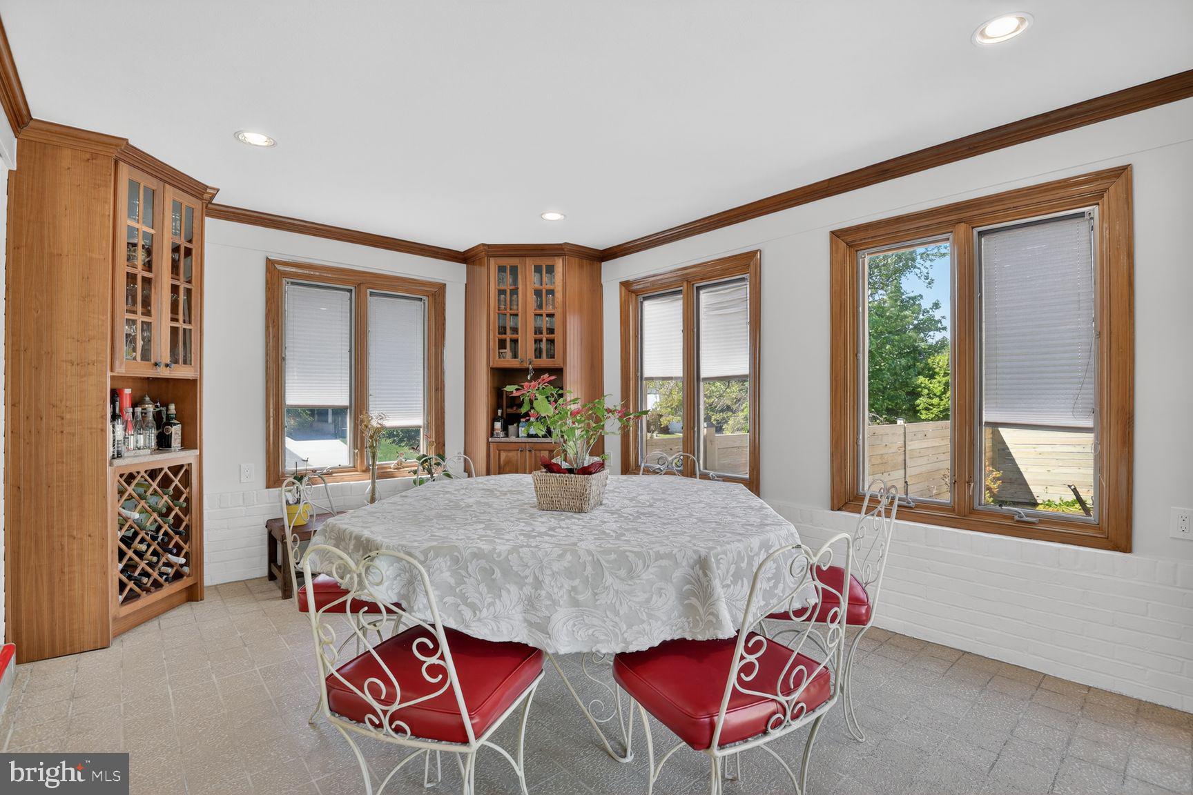 KENWOOD PARK - Residential