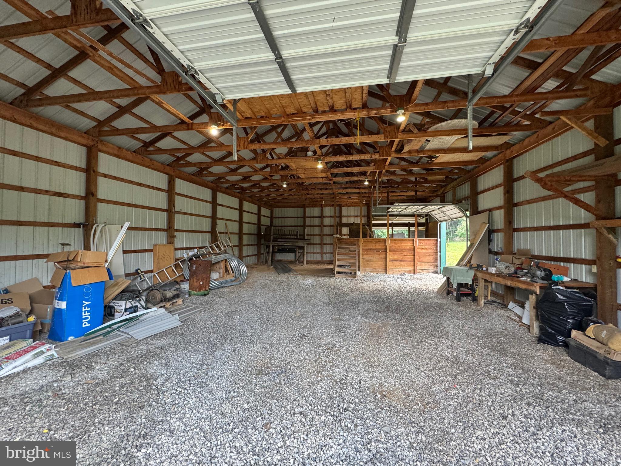 HICKORY WOODS - Residential