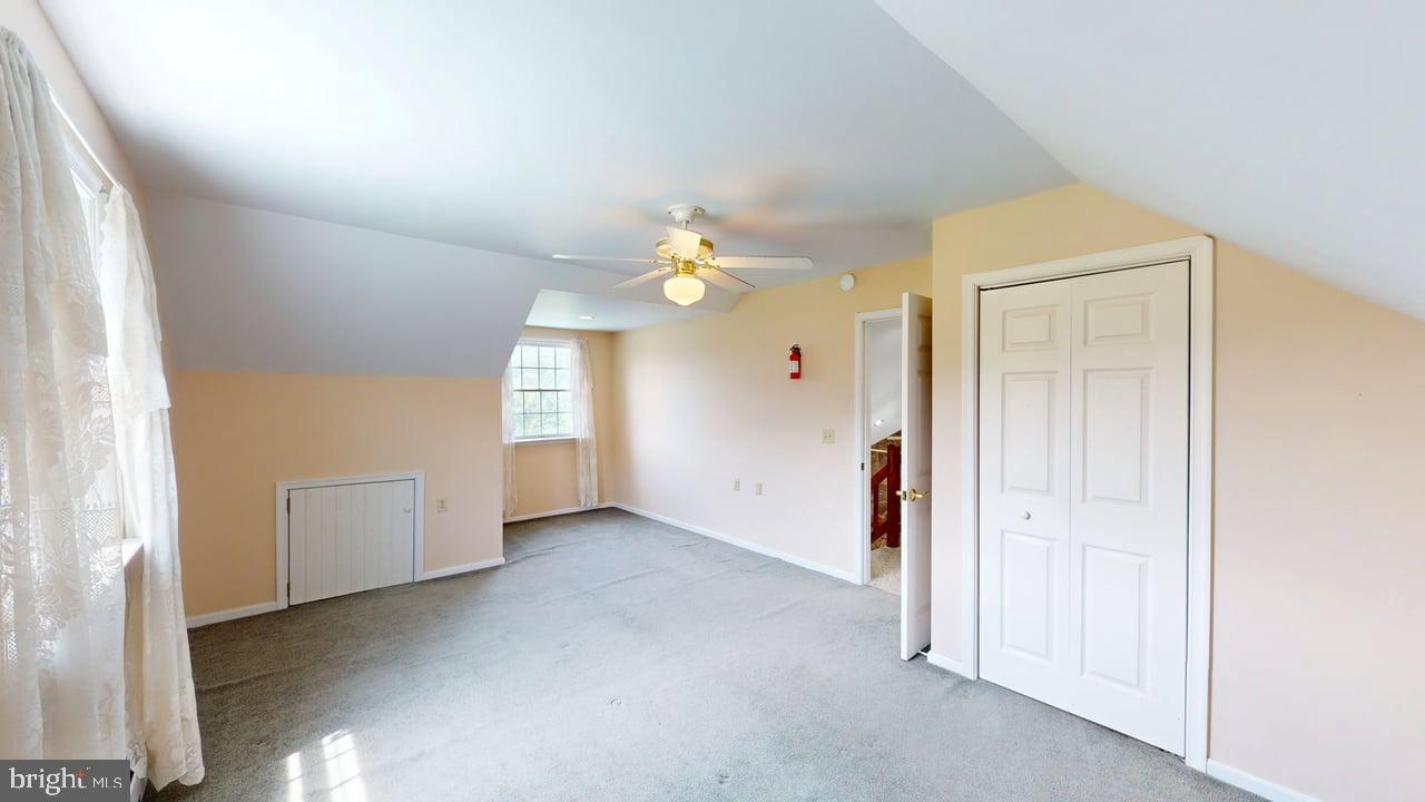 HICKORY WOODS - Residential