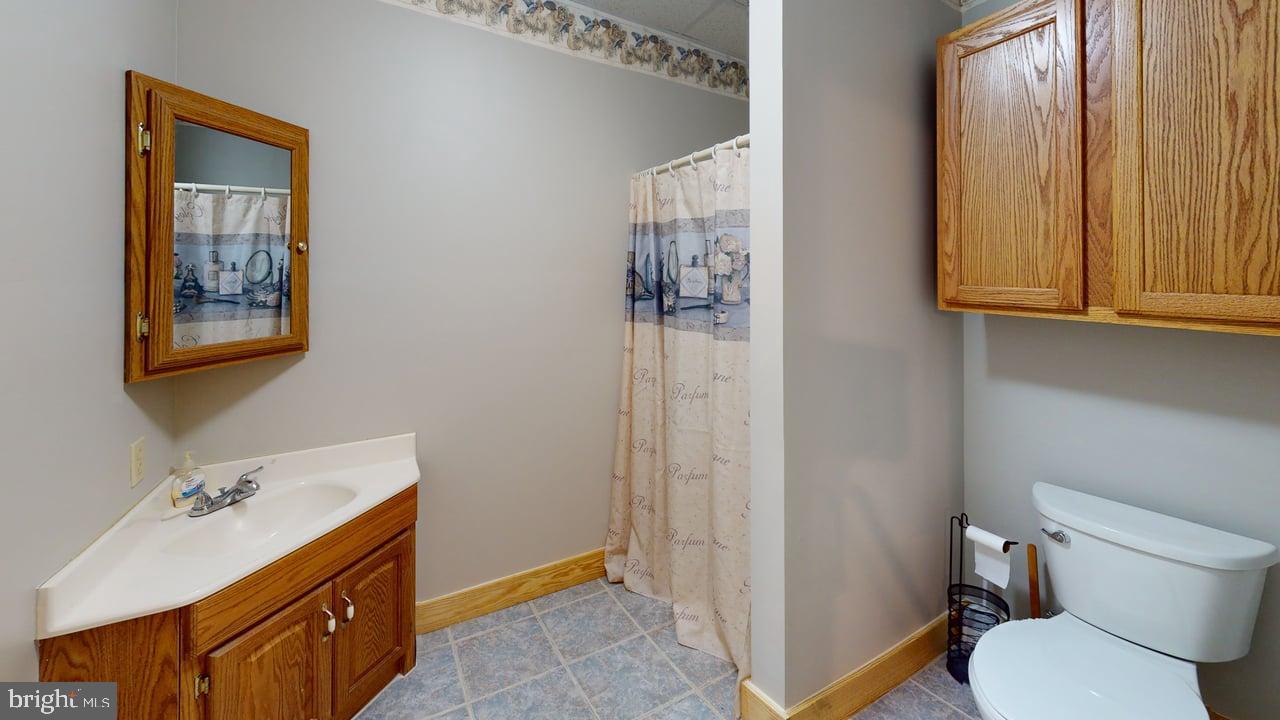 HICKORY WOODS - Residential