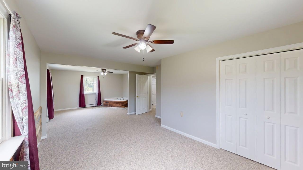 HICKORY WOODS - Residential