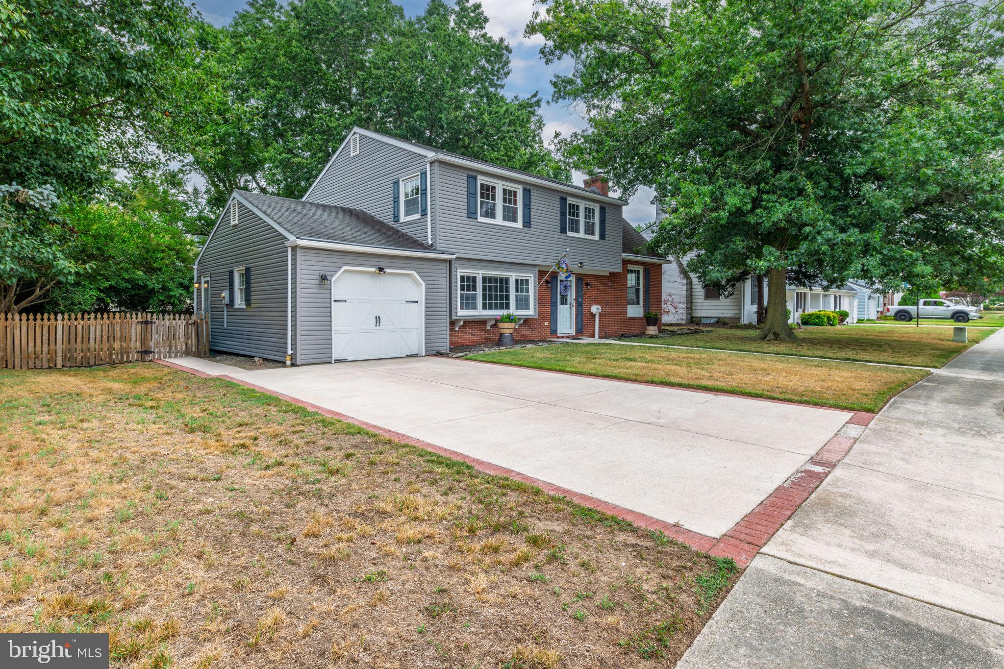 1103 WESTVIEW TERRACE