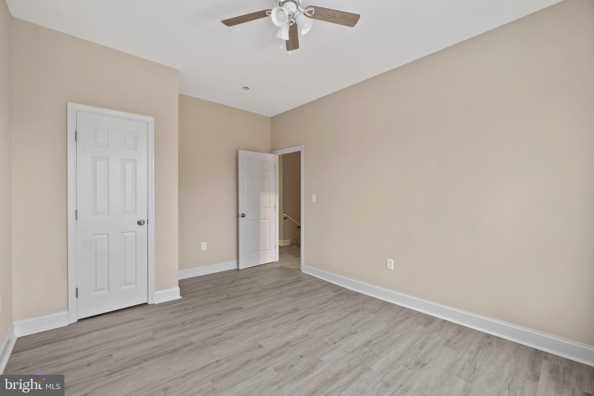 PARK CIRCLE - Residential Lease