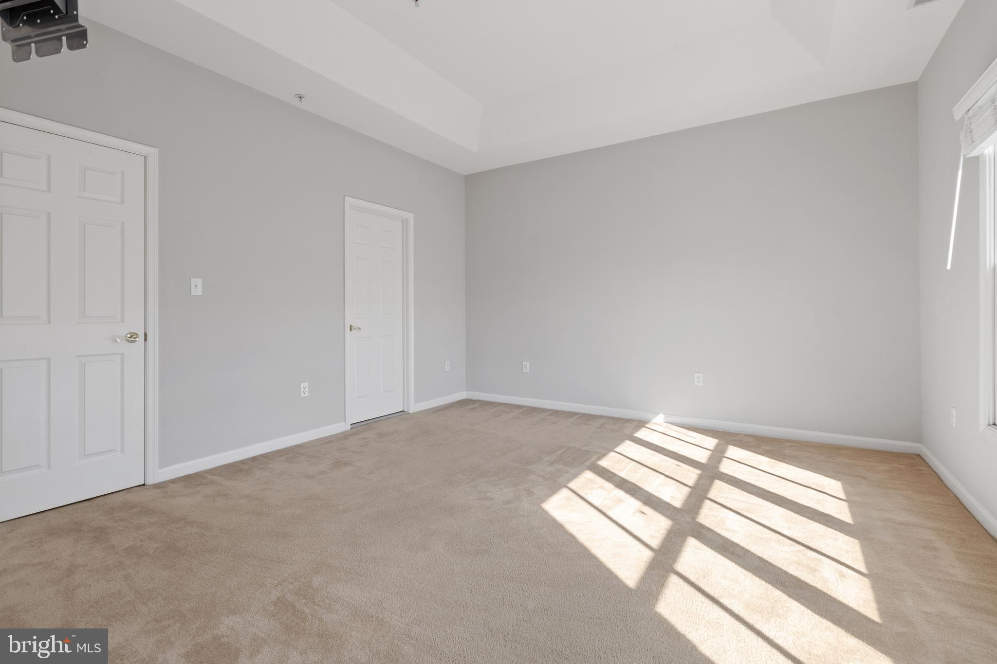 NORTH SHORE - Residential Lease