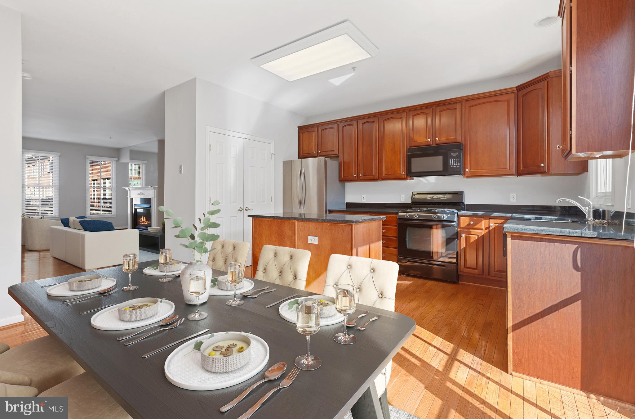 NORTH SHORE - Residential Lease