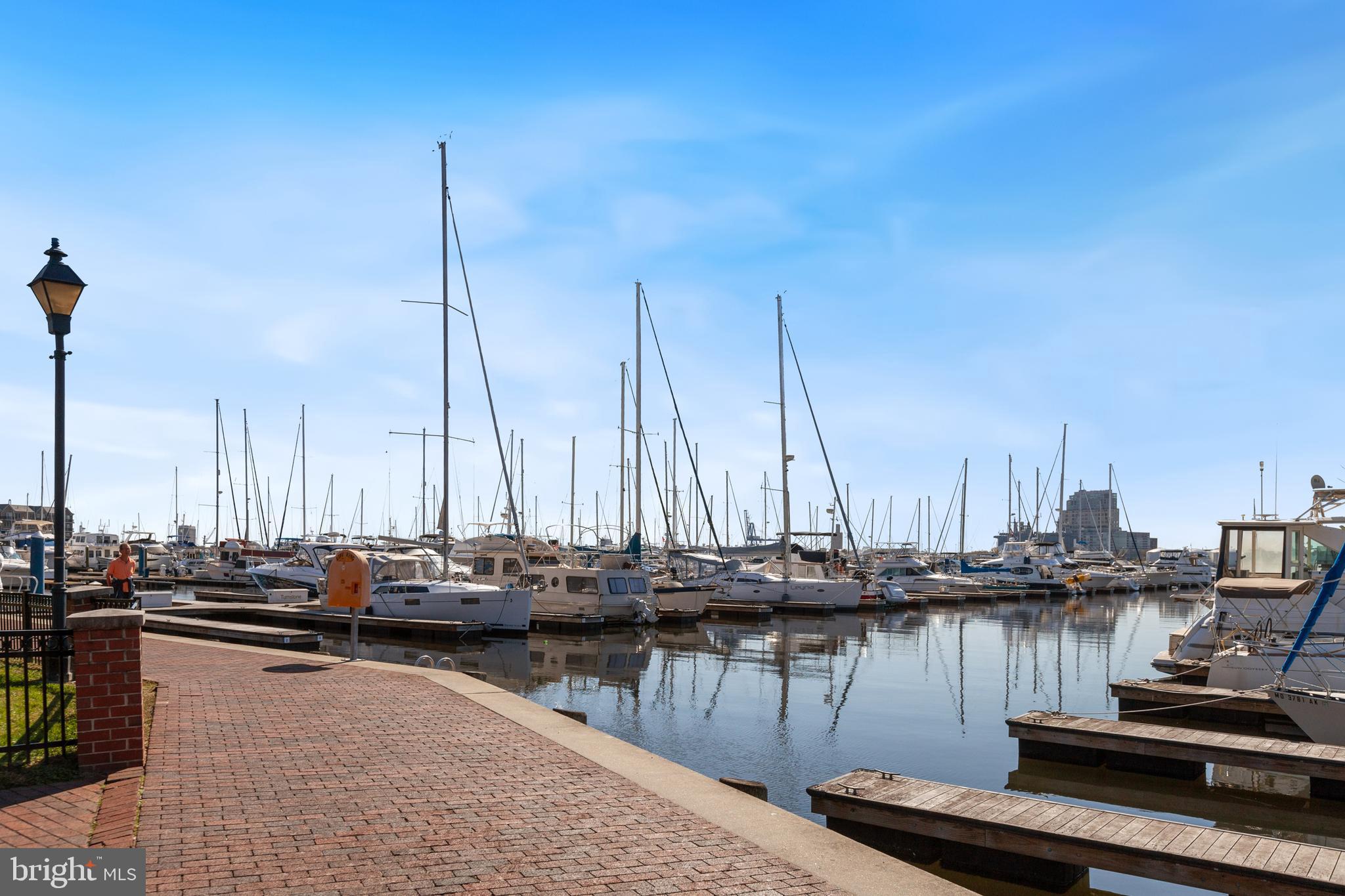 NORTH SHORE - Residential Lease