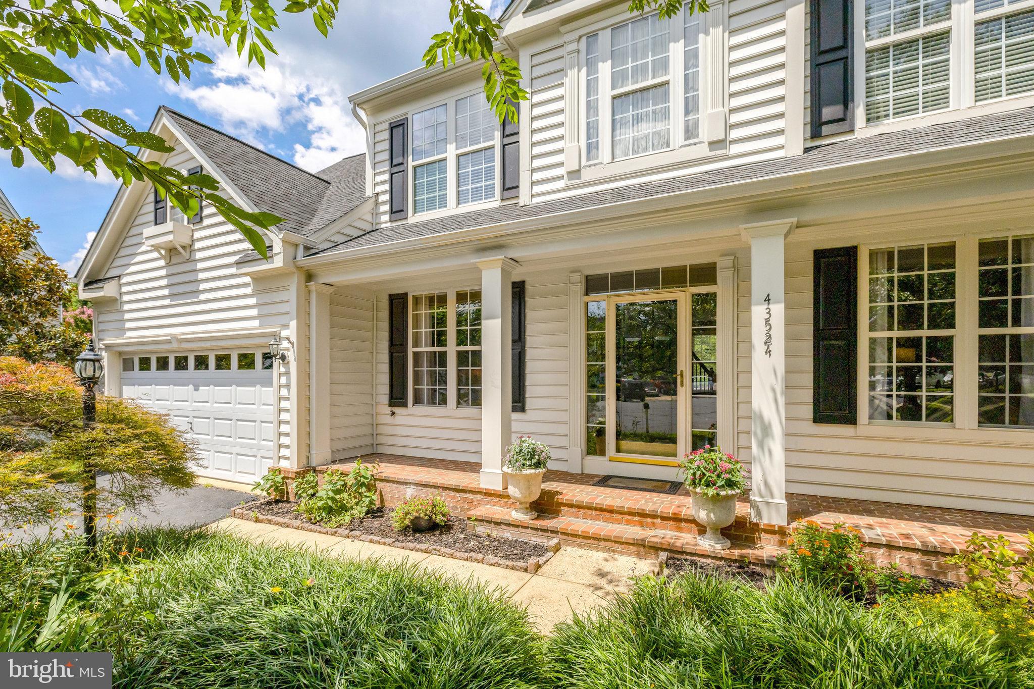 43524 CLIVEDON COURT