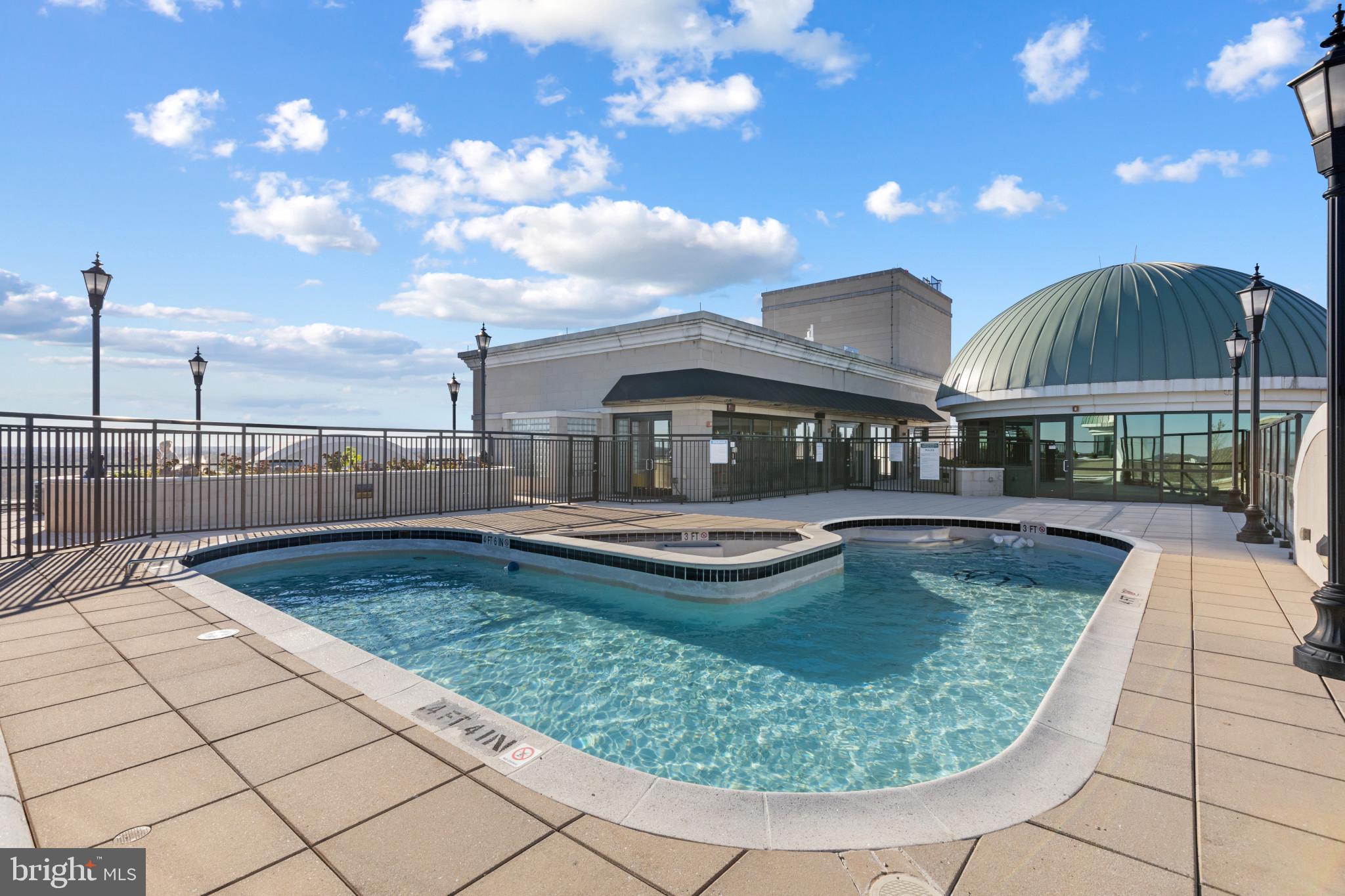 GRANDVIEW AT ANNAPOLIS TOWNE CENTRE - Residential