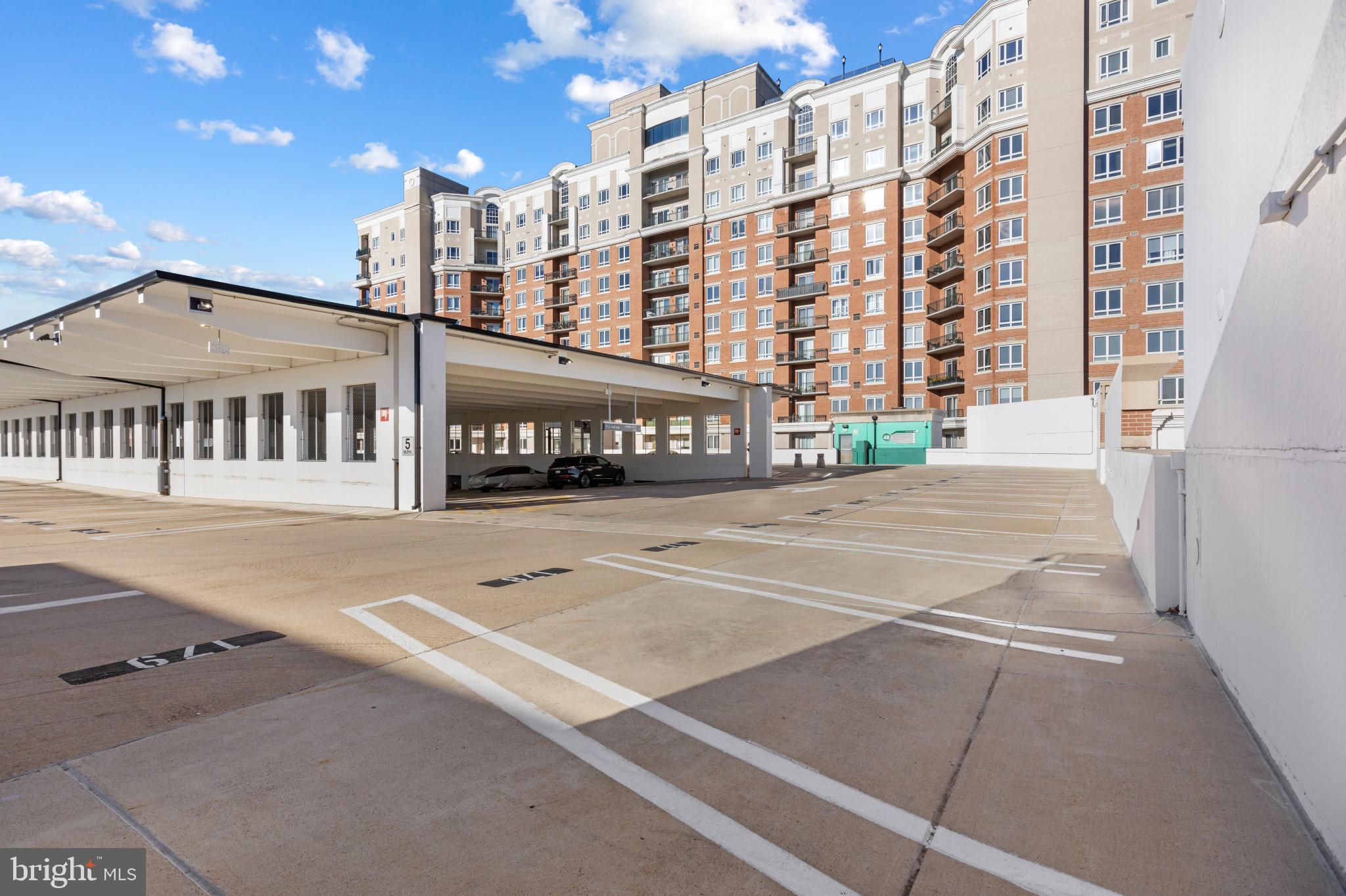 GRANDVIEW AT ANNAPOLIS TOWNE CENTRE - Residential