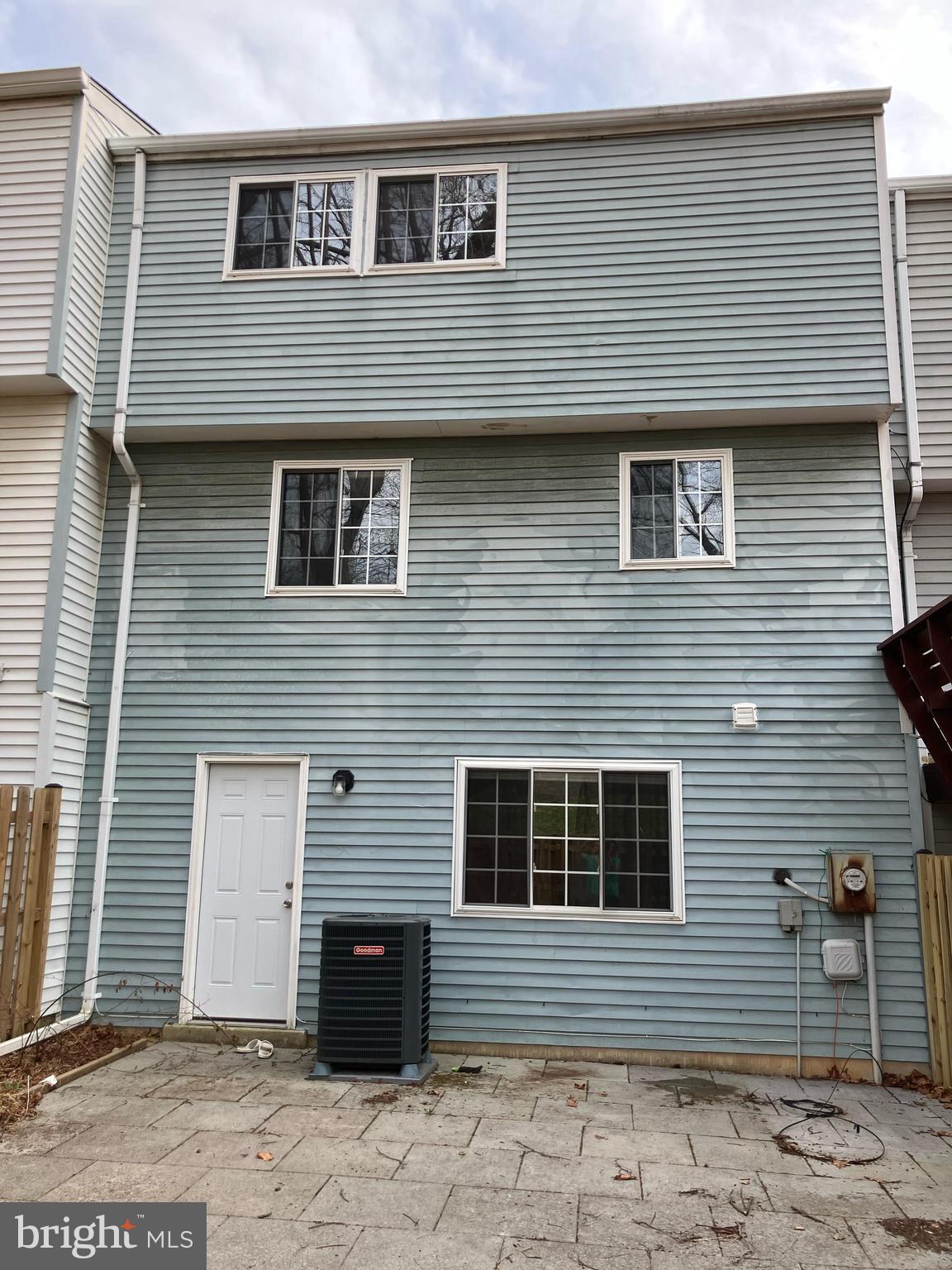 CHARLENE - Residential Lease