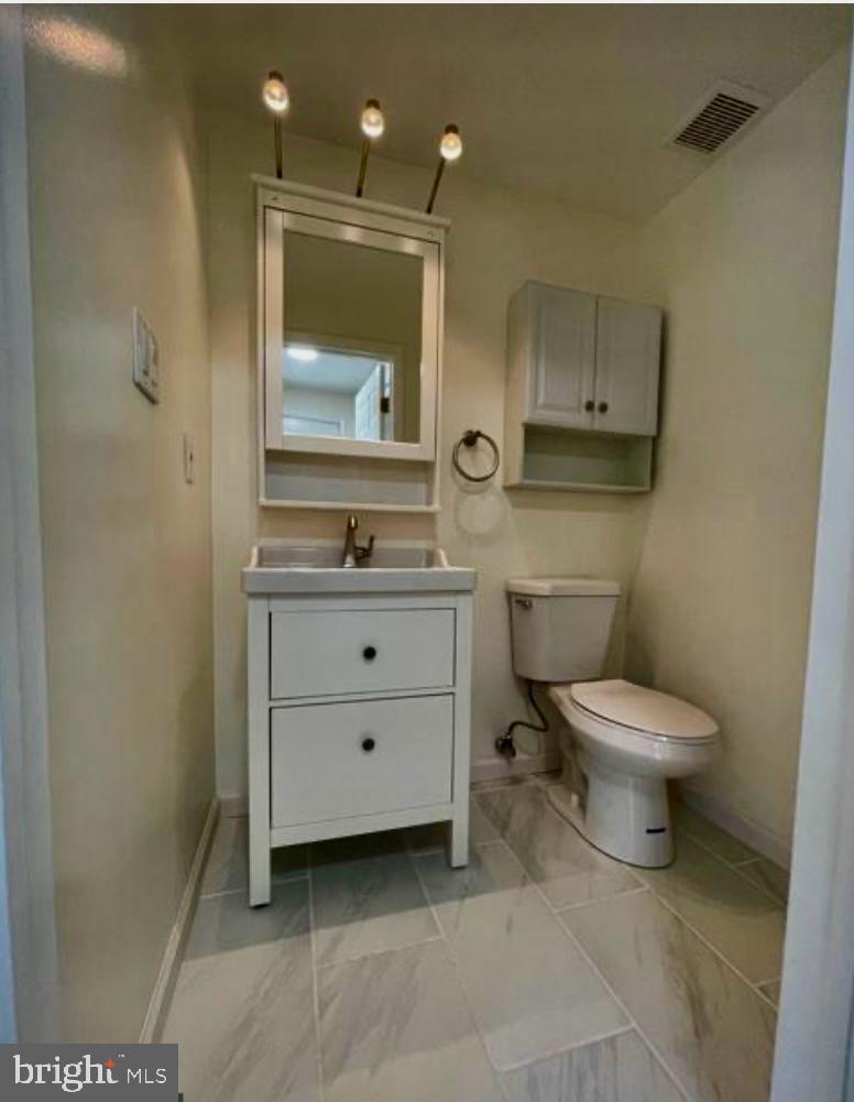 CHARLENE - Residential Lease