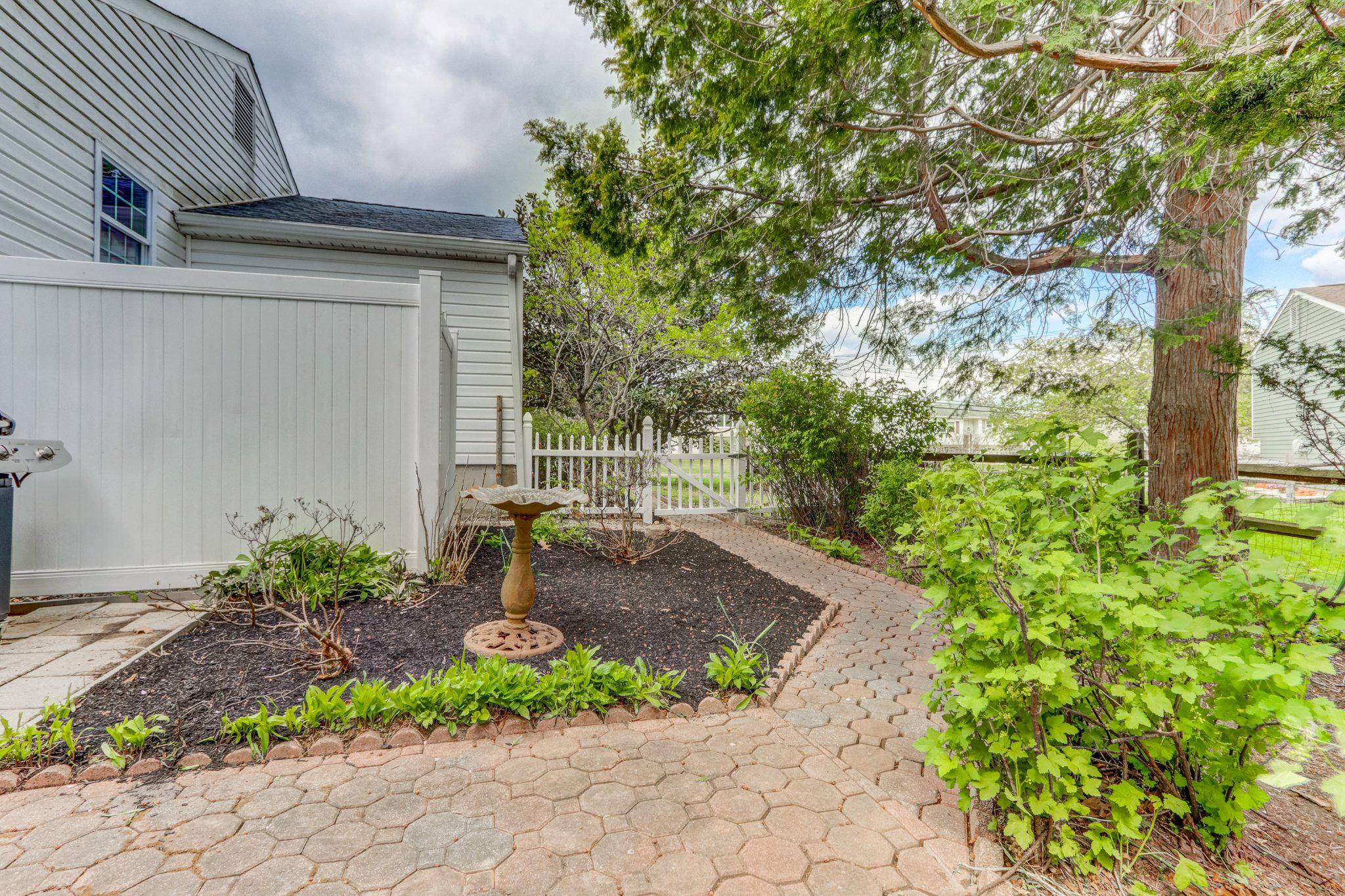 HARTSVILLE PARK - Residential