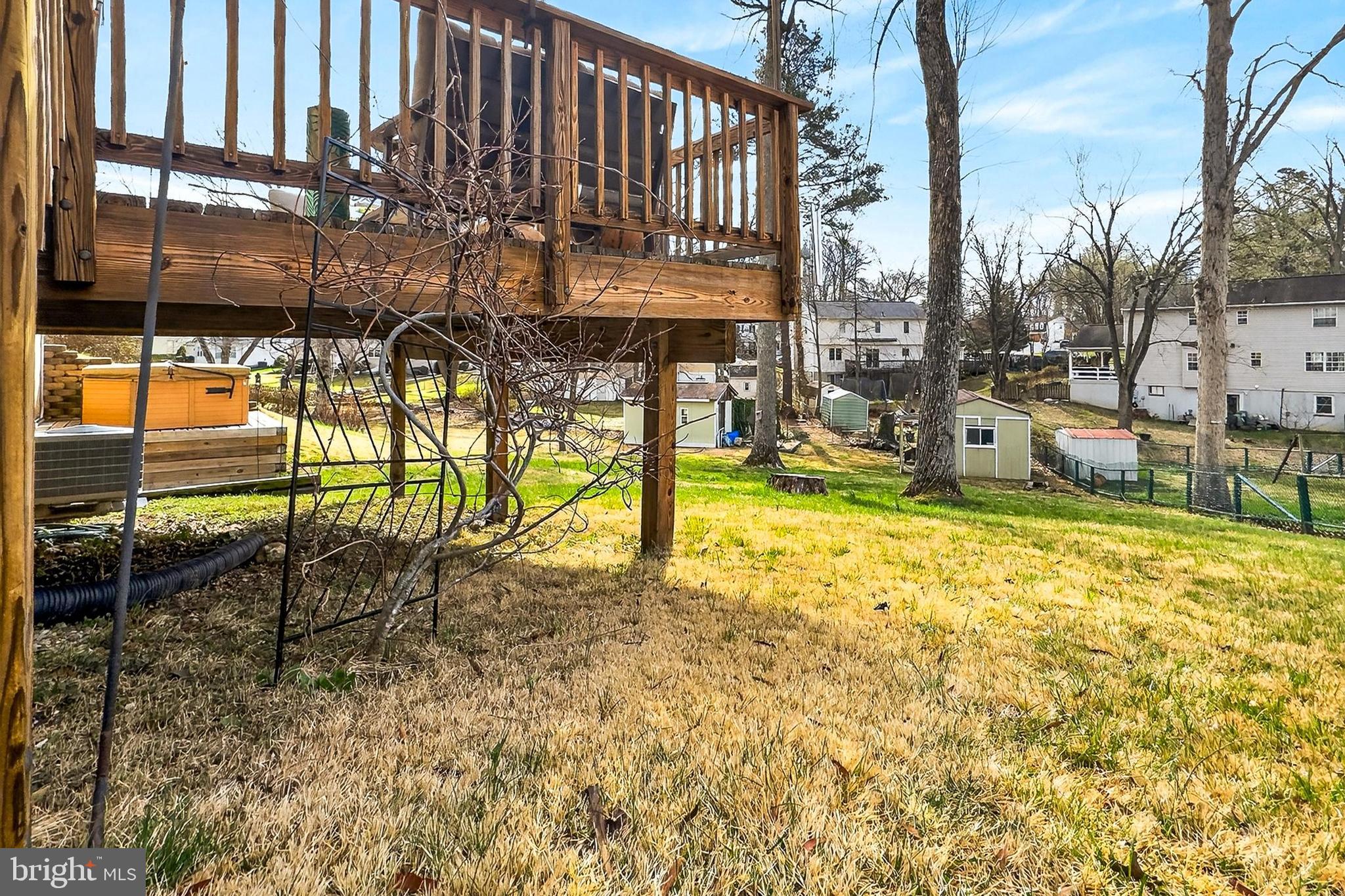 BURKE STATION SQUARE - Residential