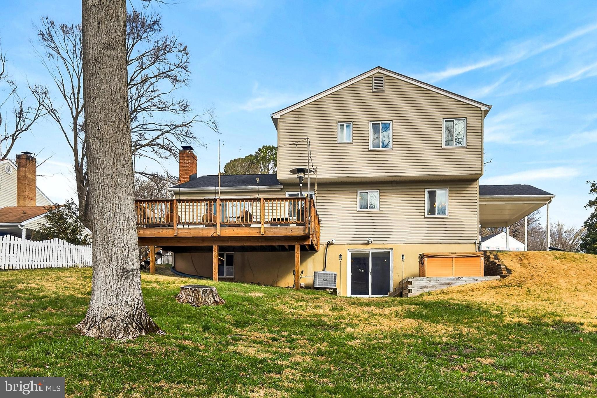 BURKE STATION SQUARE - Residential