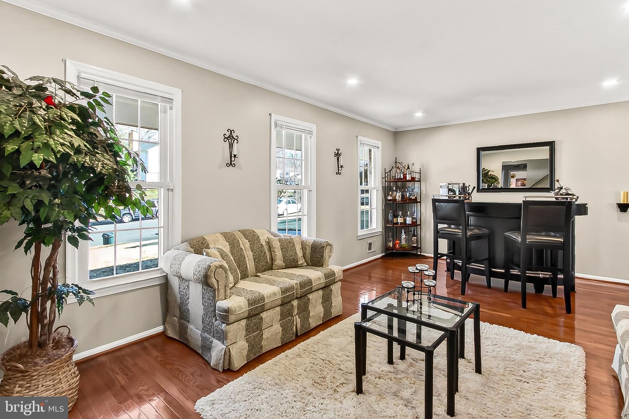 BURKE STATION SQUARE - Residential