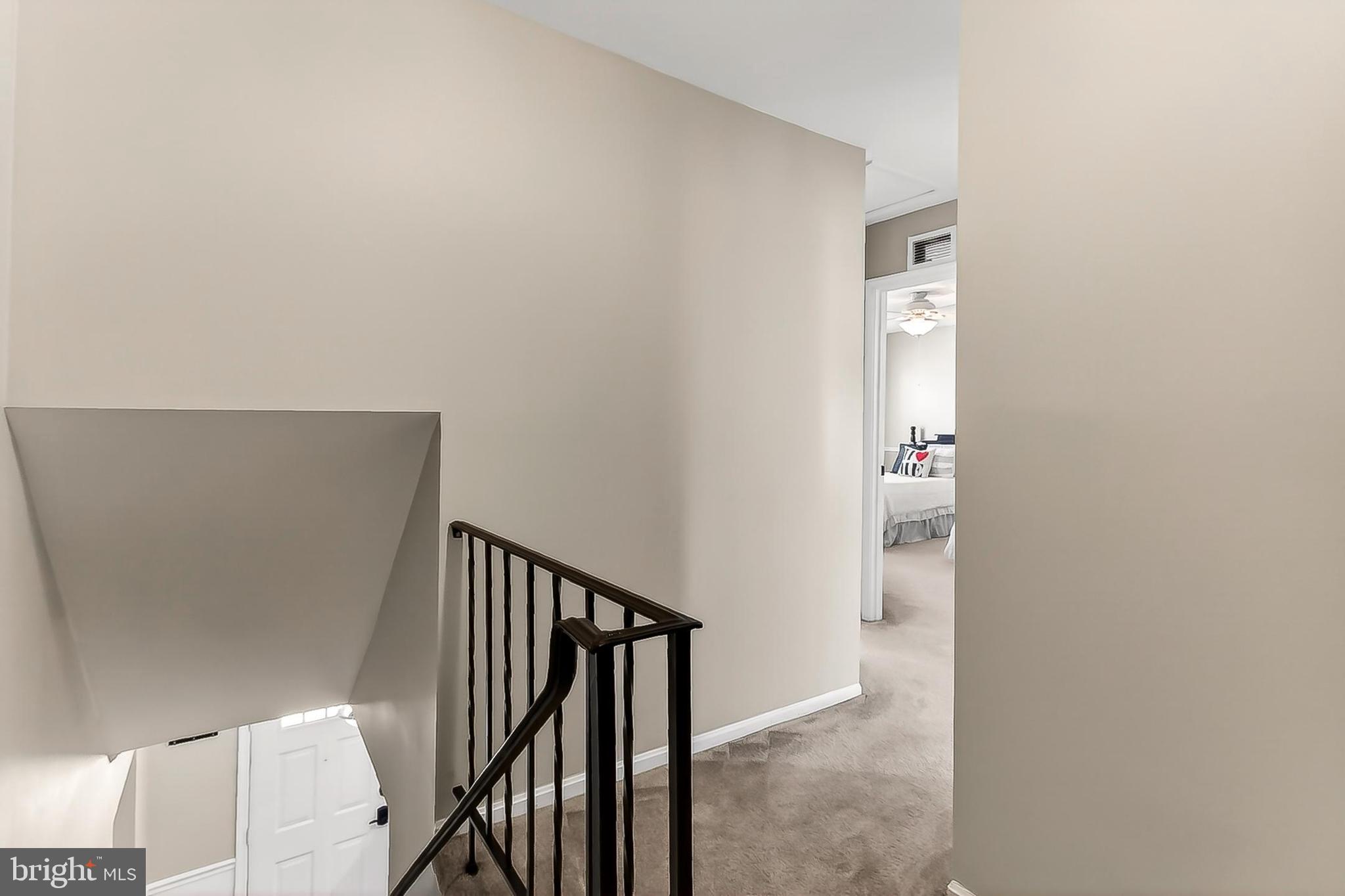 BURKE STATION SQUARE - Residential