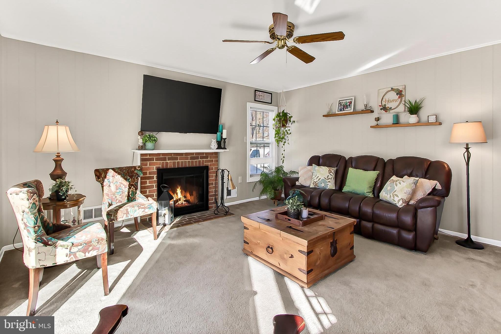 BURKE STATION SQUARE - Residential