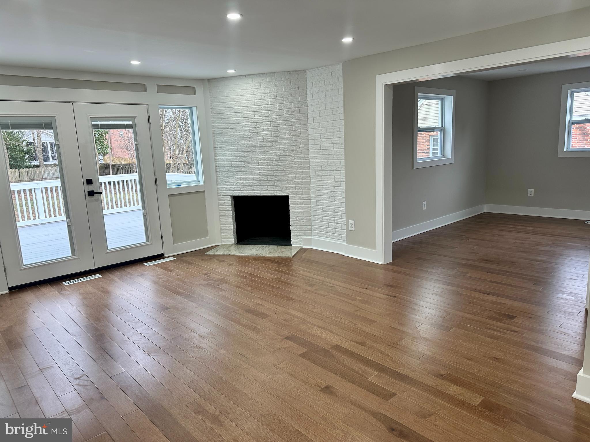 WESTBRIAR COUNTRY CLUB ESTATES - Residential