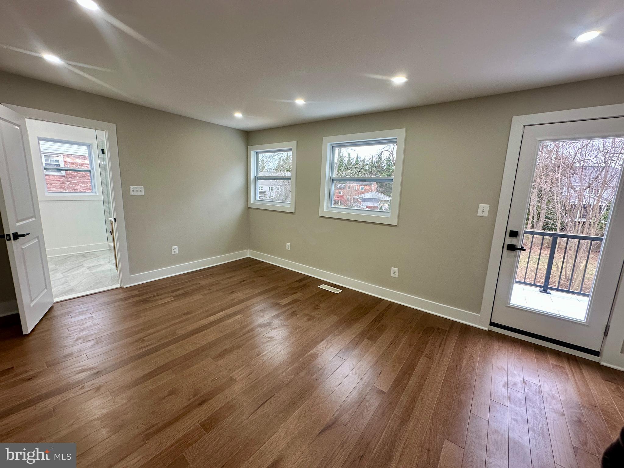 WESTBRIAR COUNTRY CLUB ESTATES - Residential