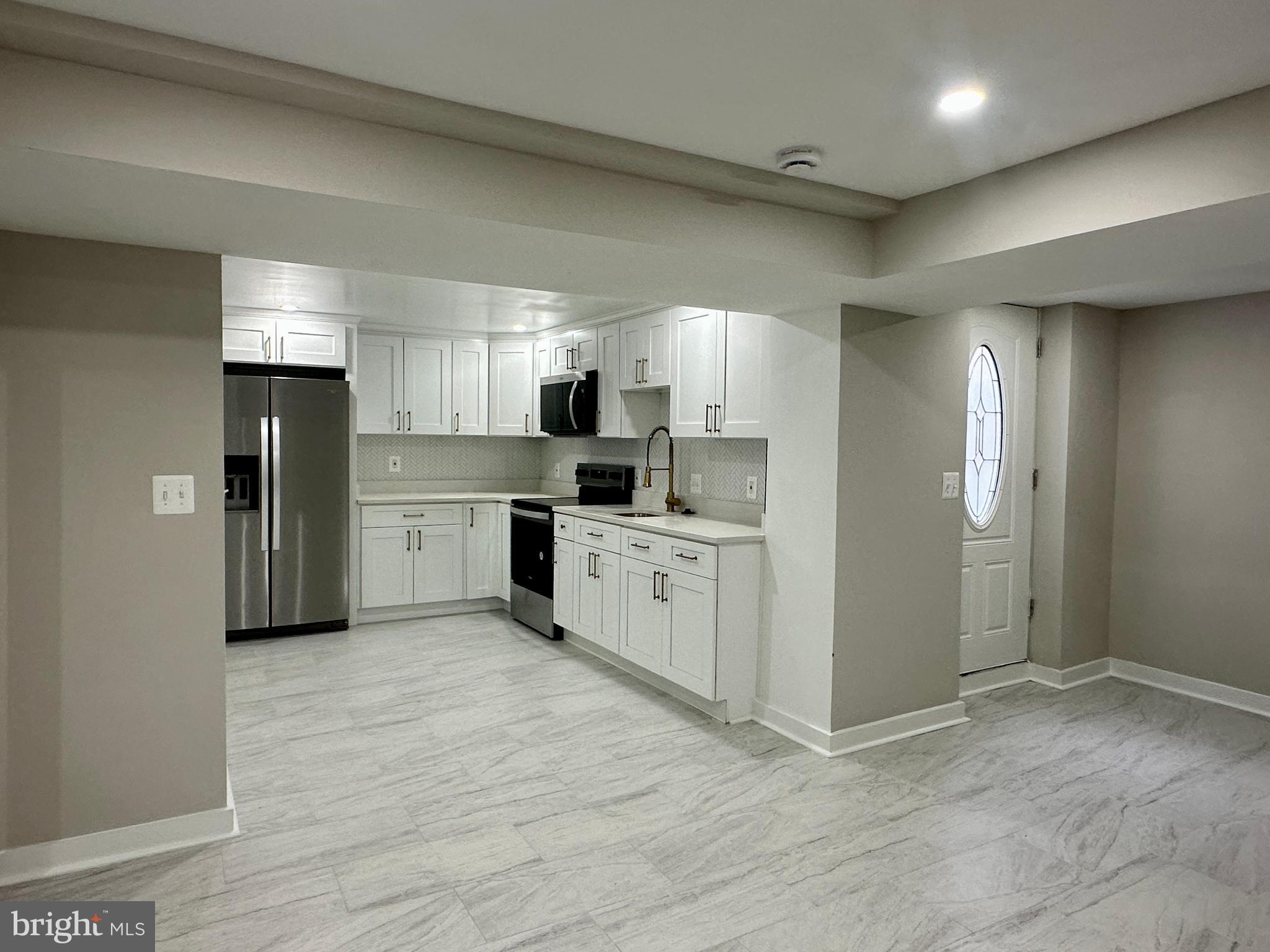 WESTBRIAR COUNTRY CLUB ESTATES - Residential