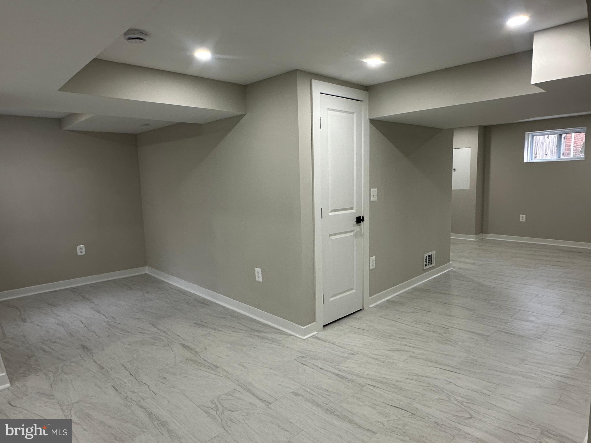 WESTBRIAR COUNTRY CLUB ESTATES - Residential