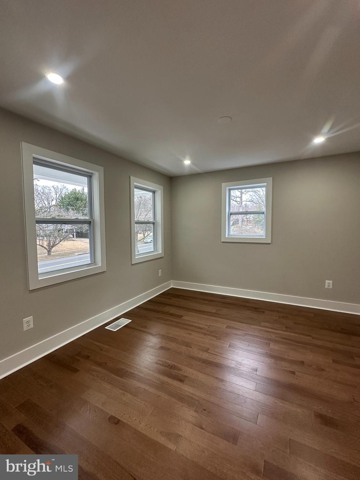 WESTBRIAR COUNTRY CLUB ESTATES - Residential